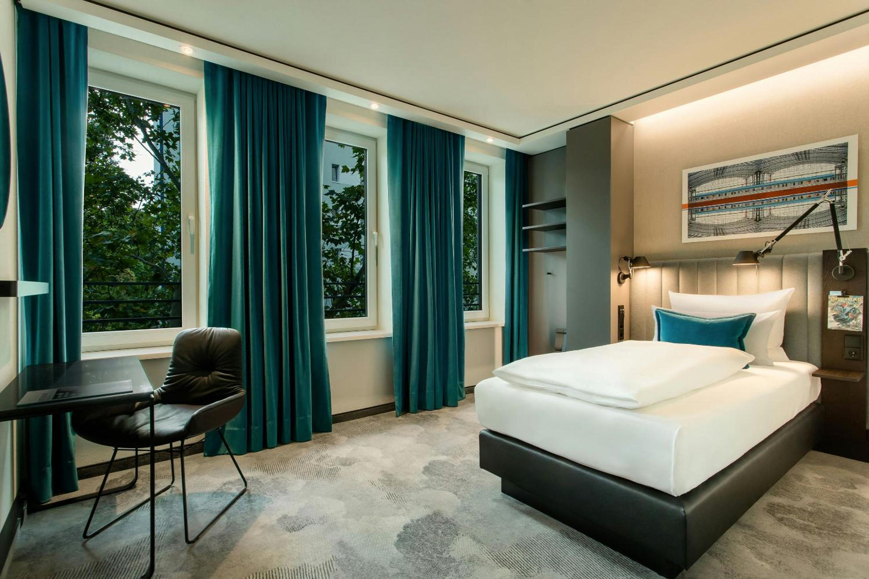 Single Room photo 2