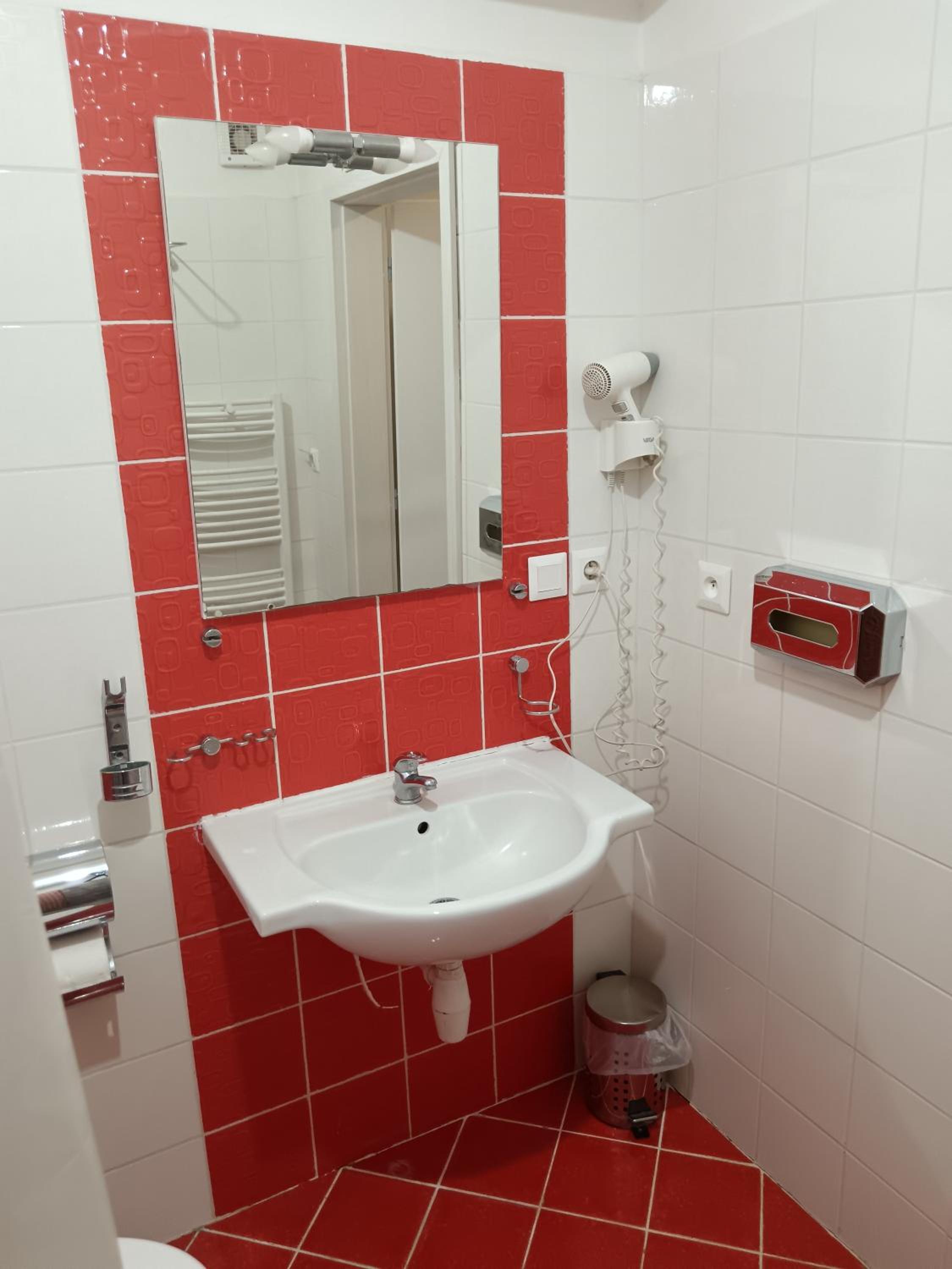 Double Room with Extra Bed photo 3