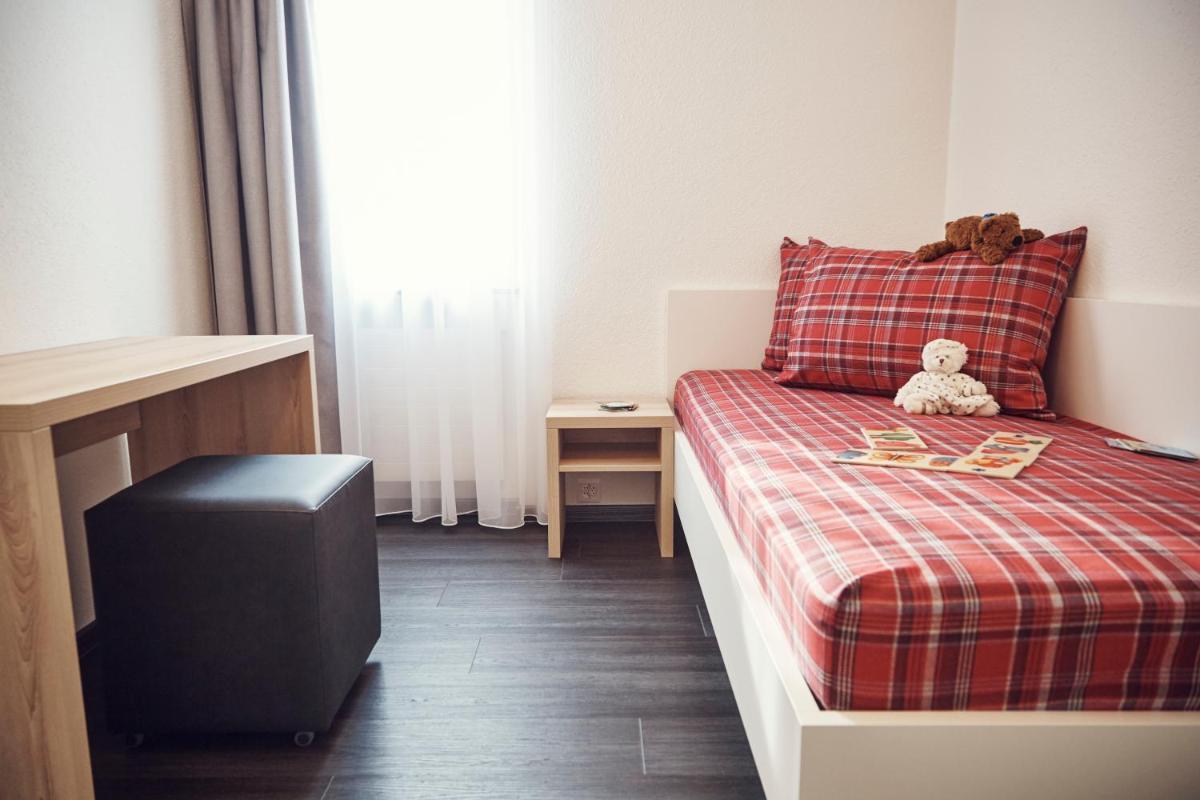 Cozy One-Bedroom Apartment  photo 3