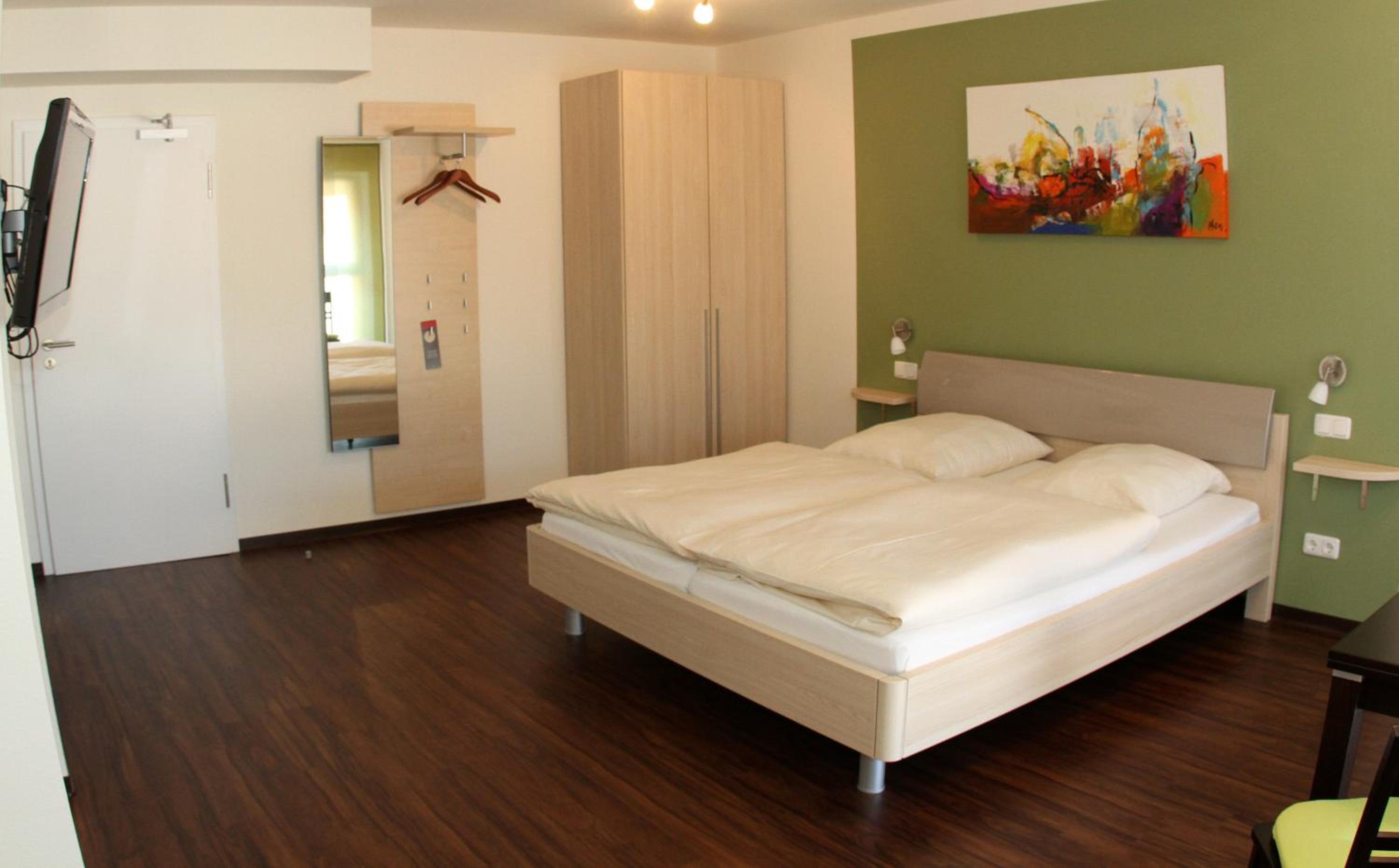 Business Double Room - Photo 16
