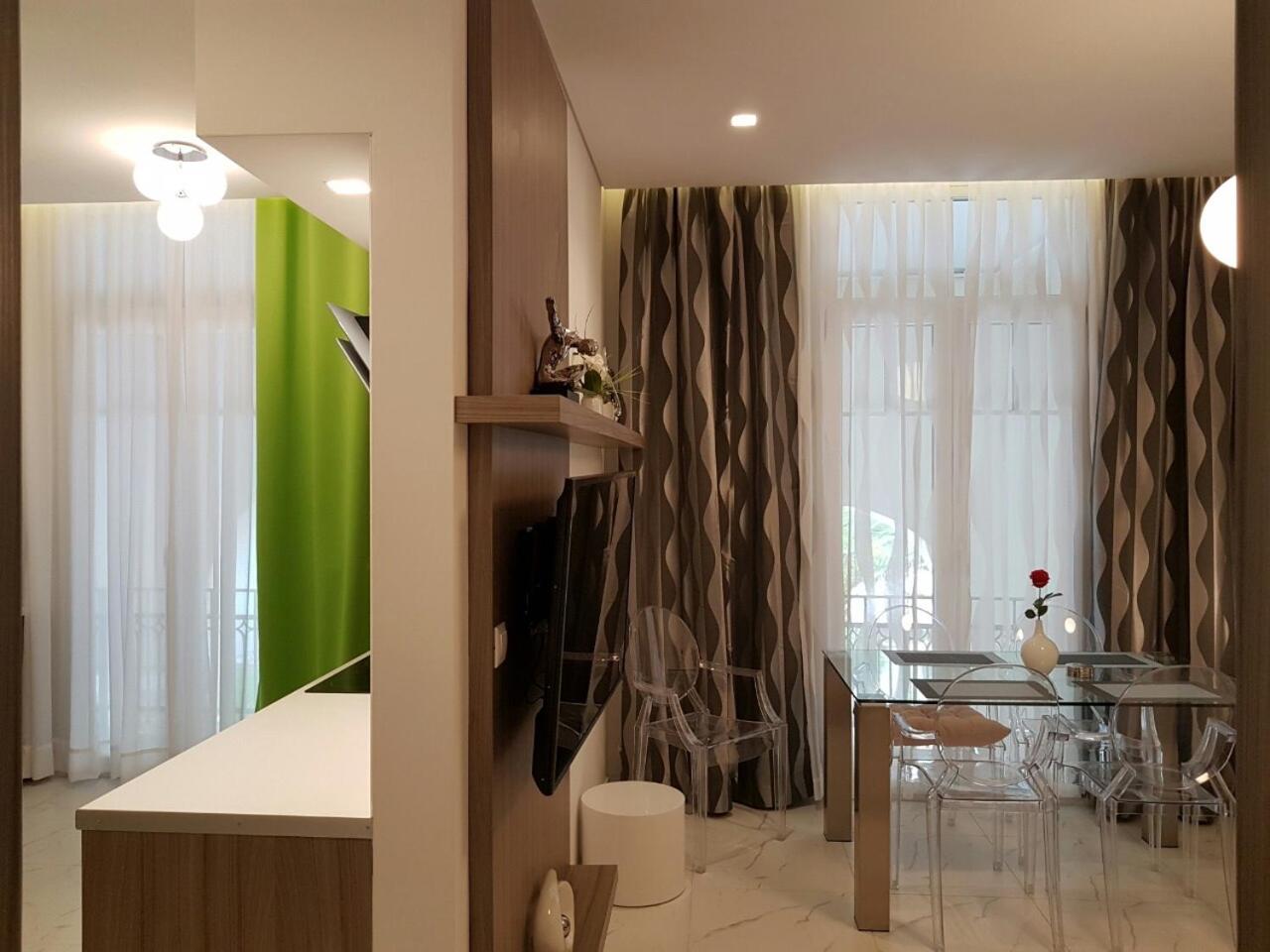 One-Bedroom Apartment - Photo 7