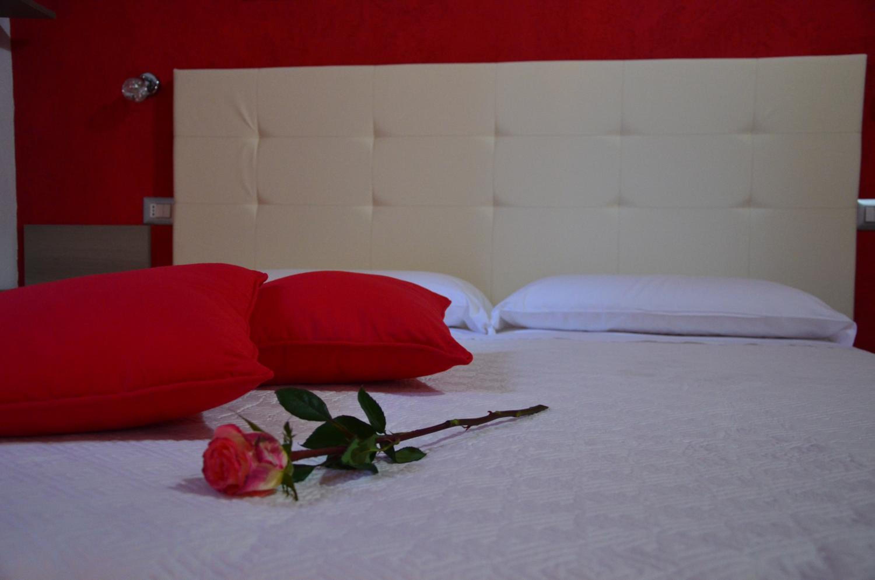 Triple Room - Photo 11