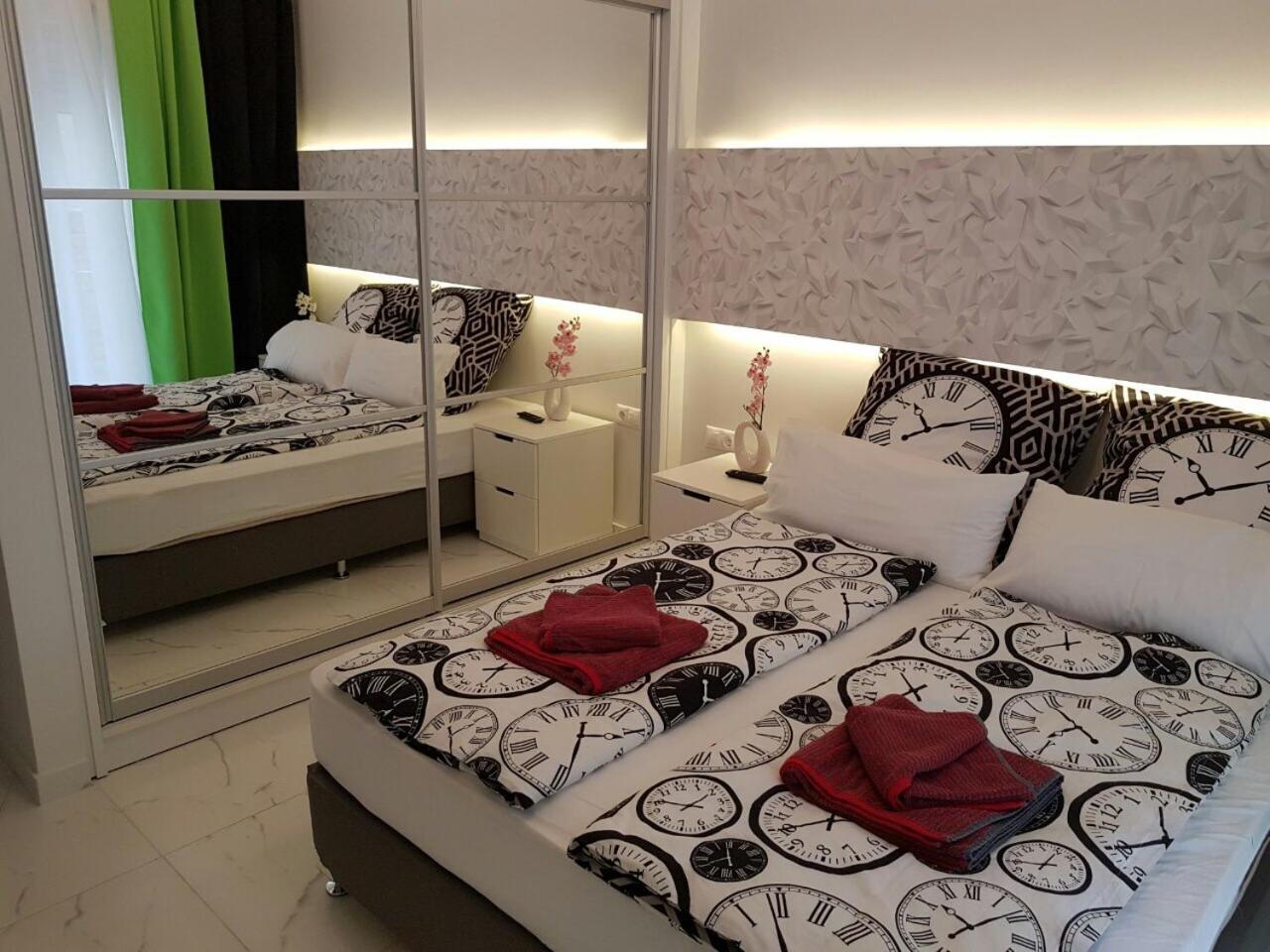 One-Bedroom Apartment - Photo 21