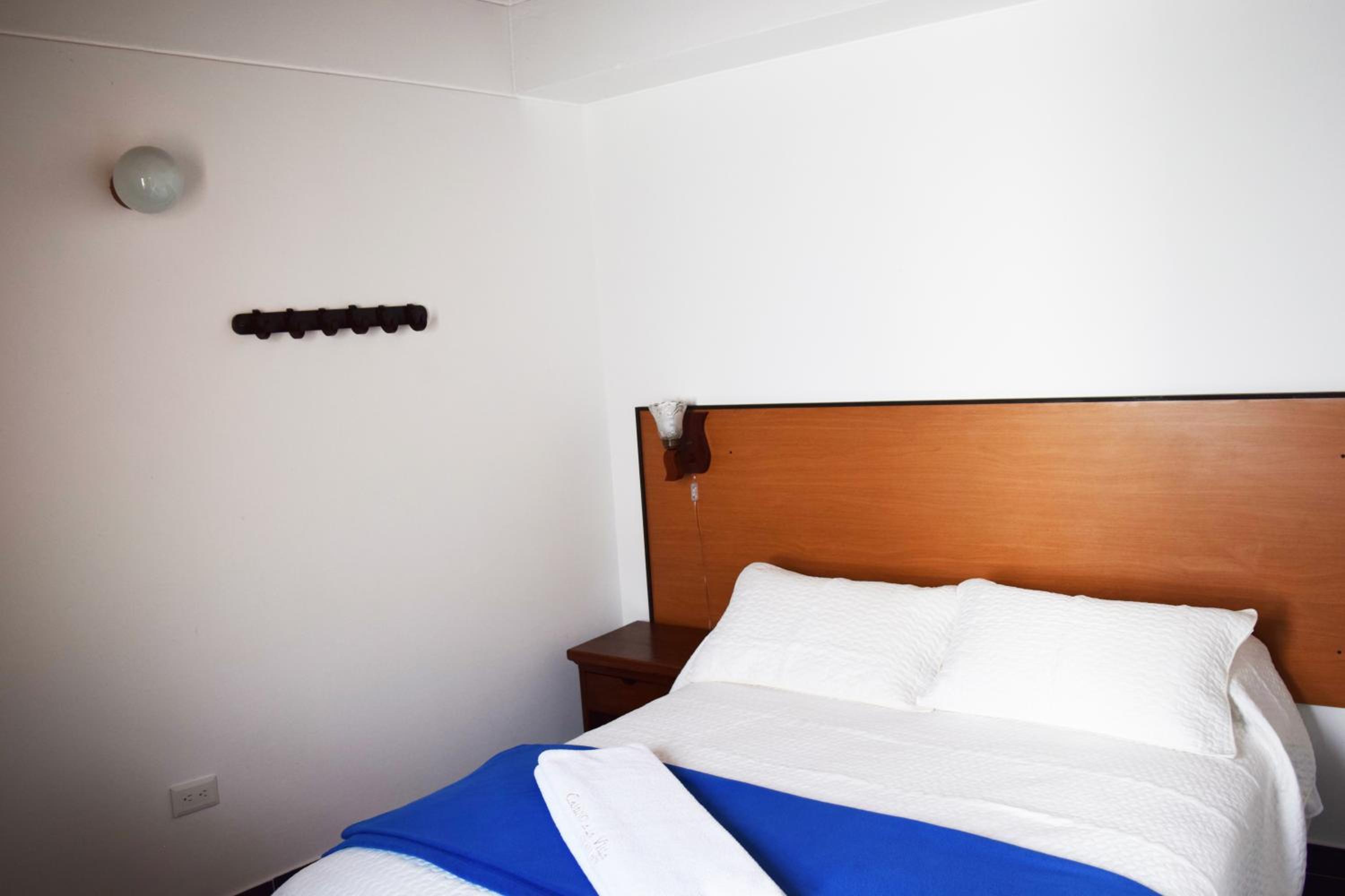Basic Triple Room photo 2