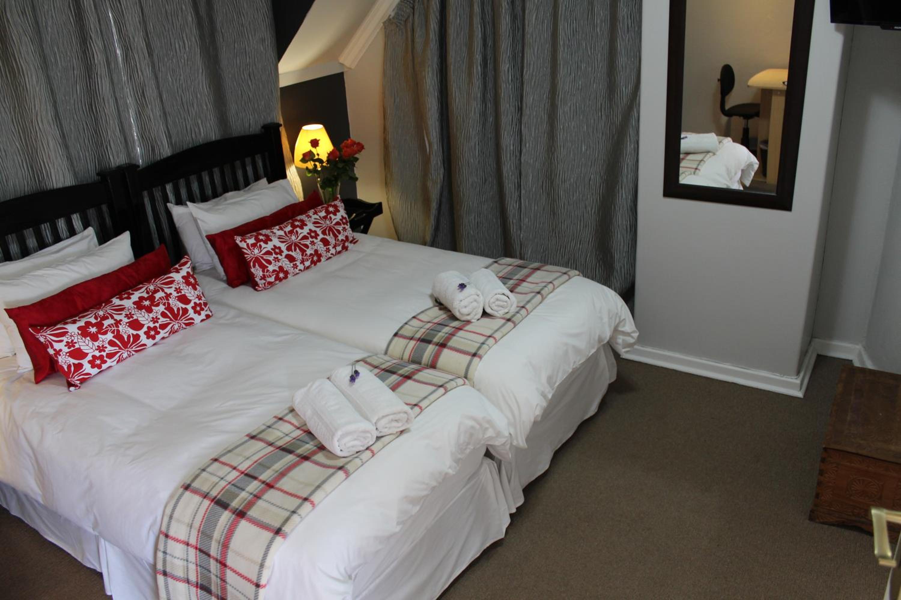 1 - Twin Room photo 3