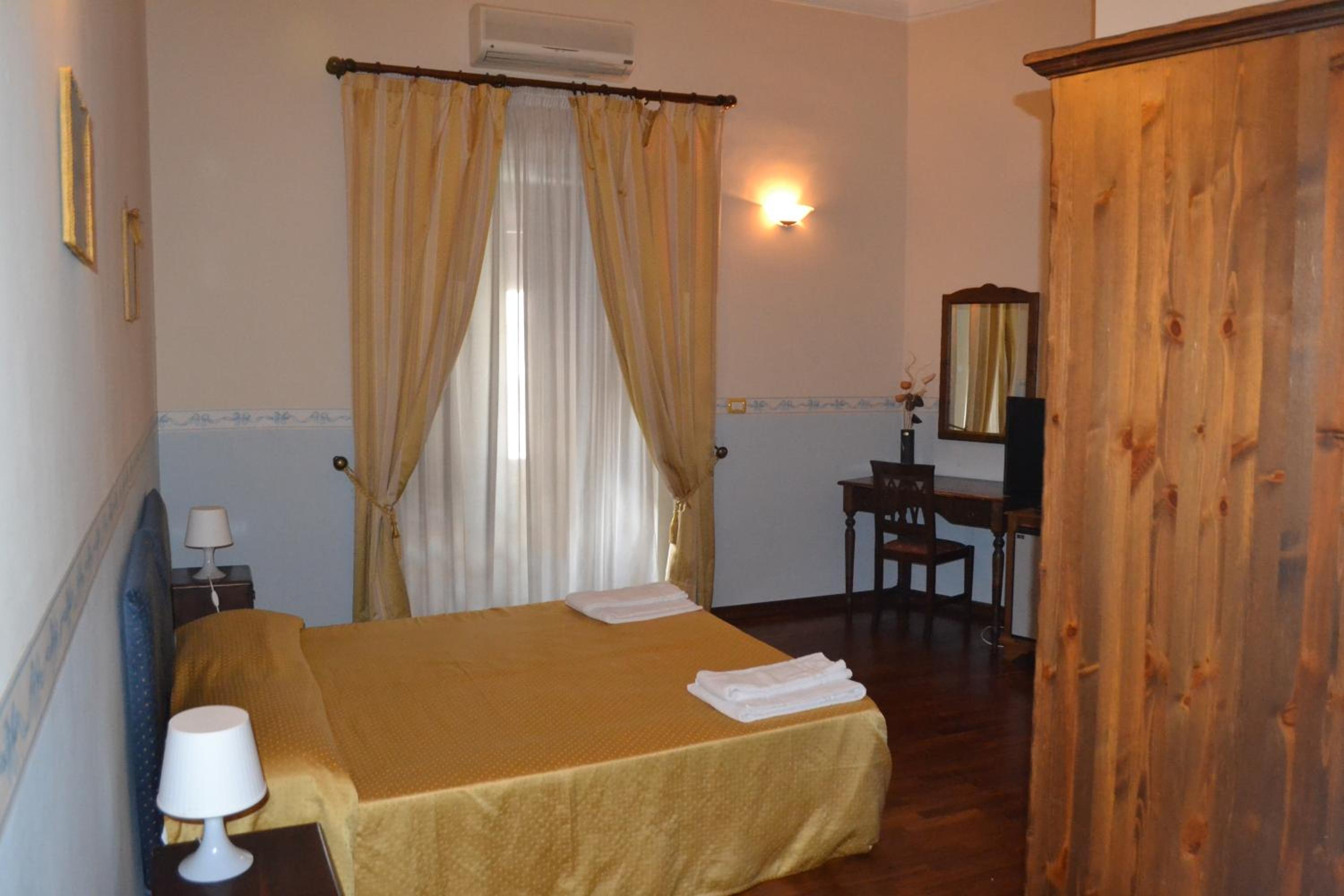 Double or Twin Room with City View