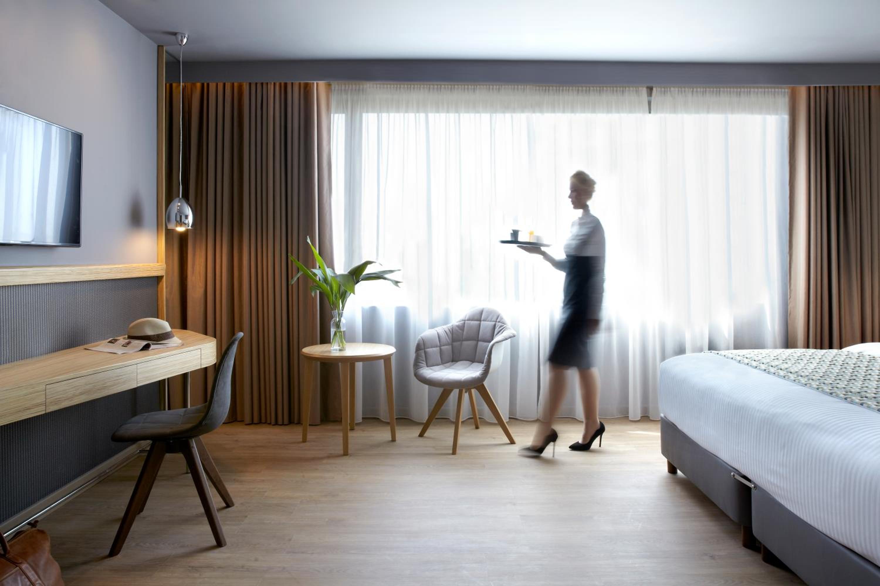 Executive Double Room with City View - Photo 8
