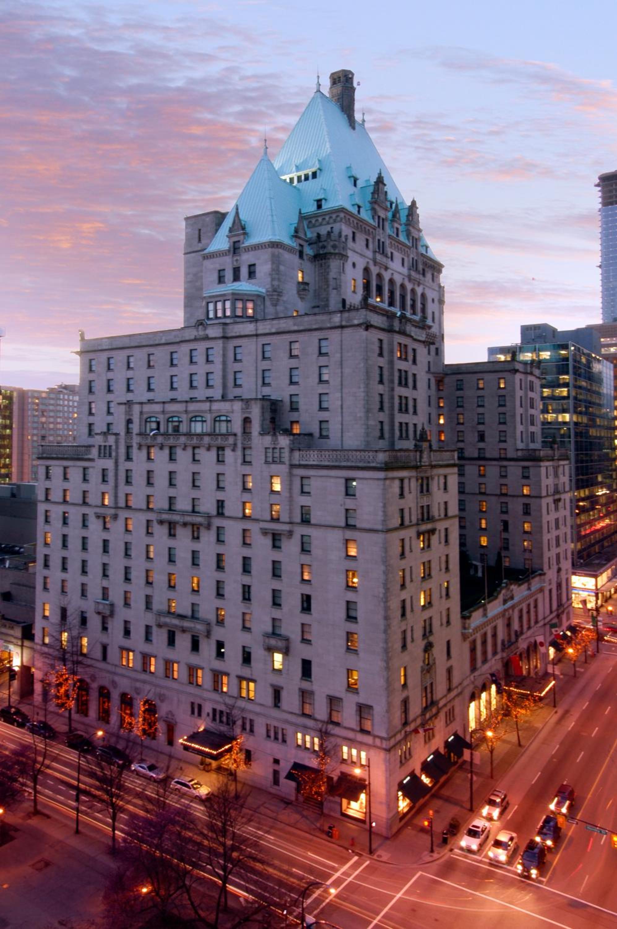 Fairmont Room with King Bed