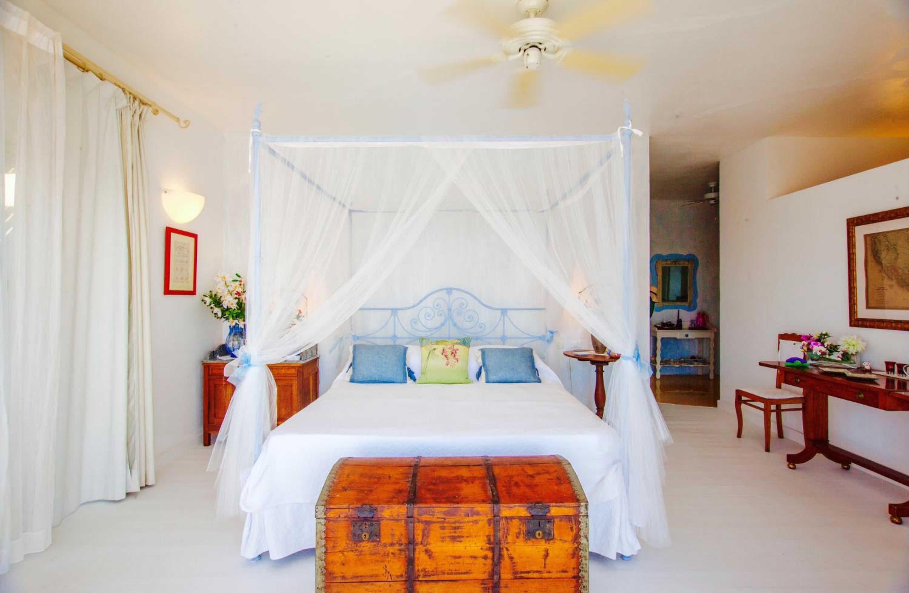Superior Suite with Sea View photo 2