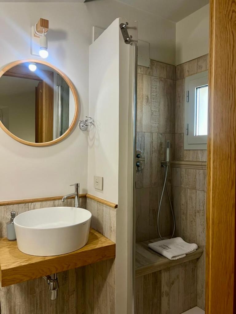 Deluxe Suite with Sea View photo 2