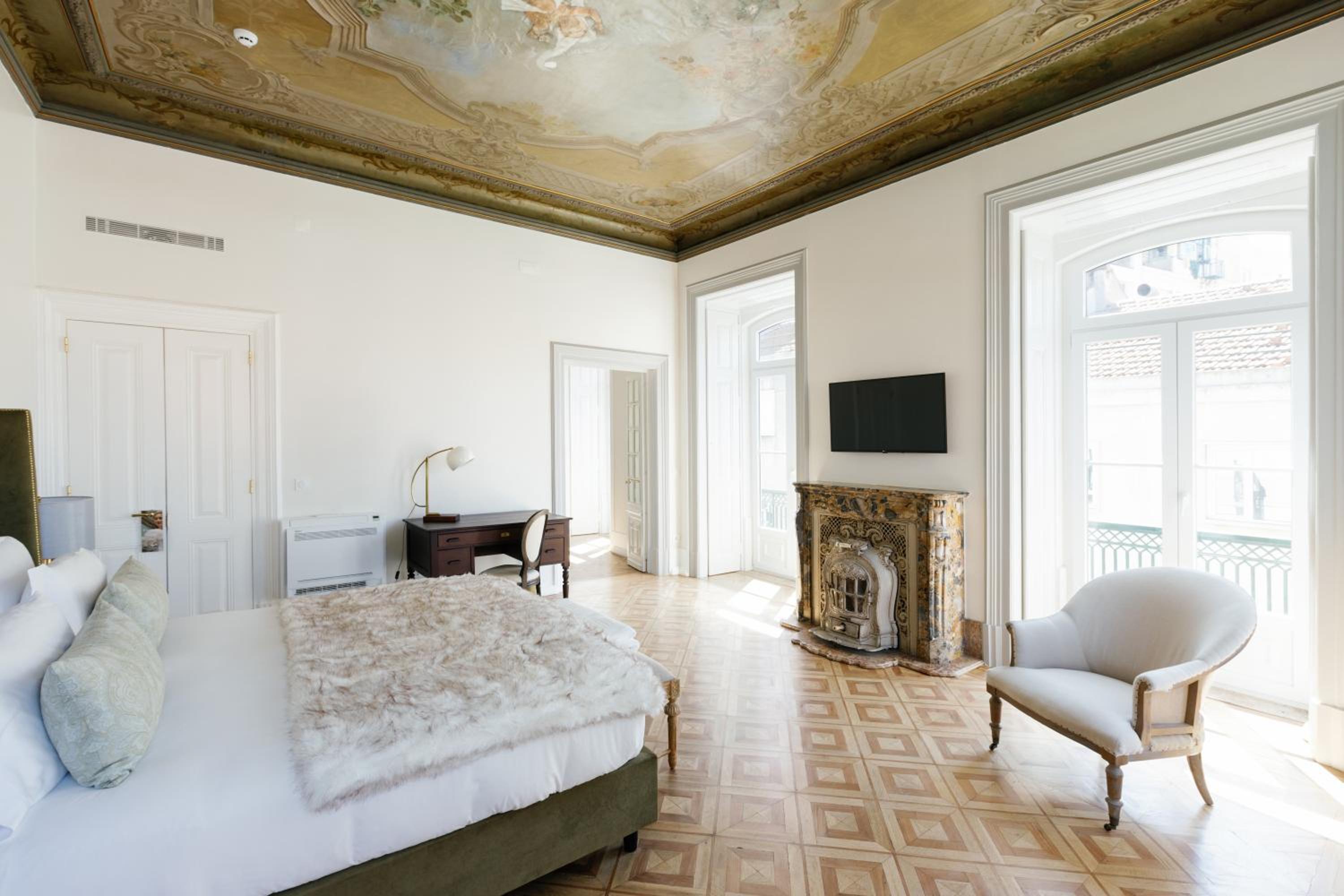 Suite photo 1