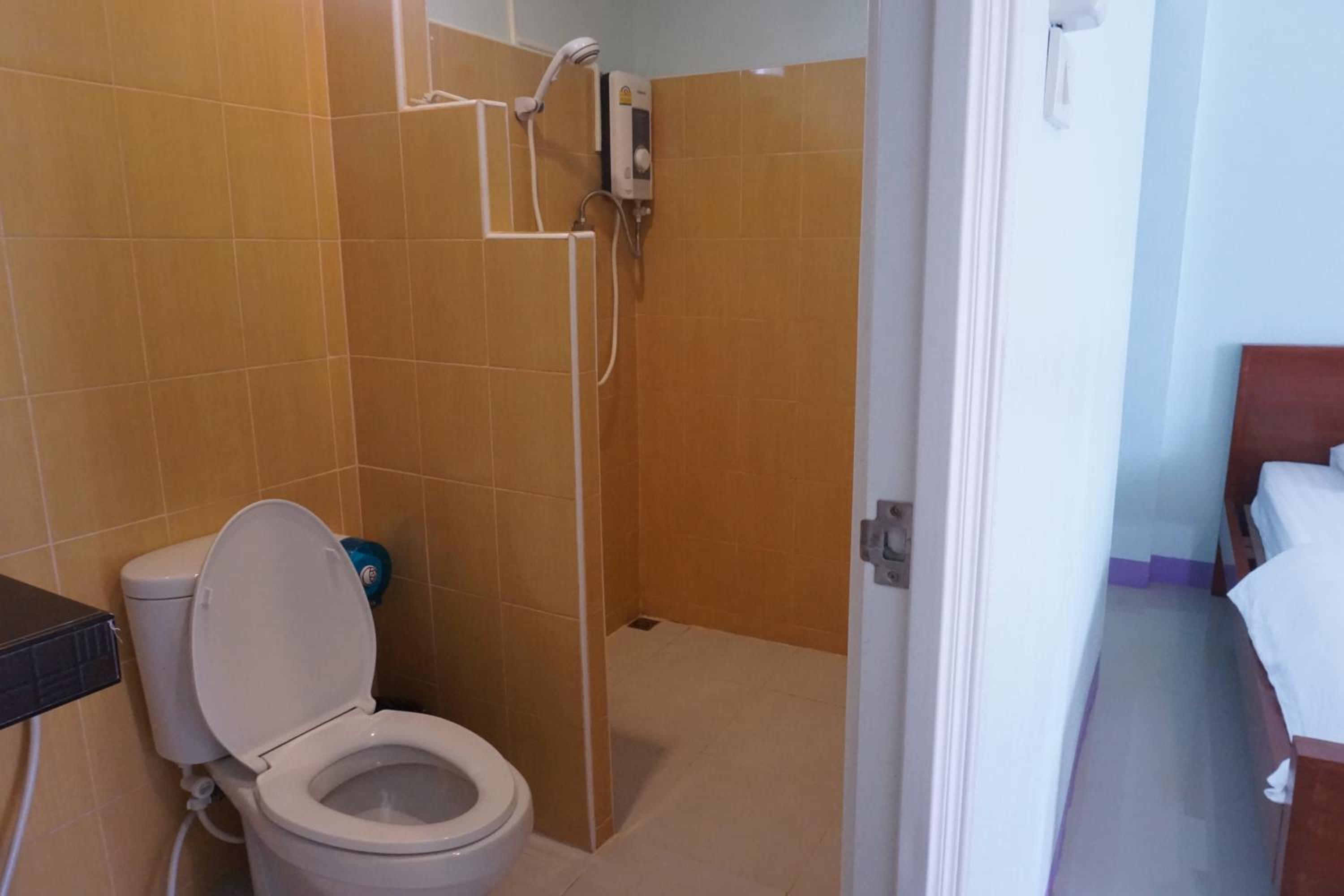 Standard Twin Room photo 3