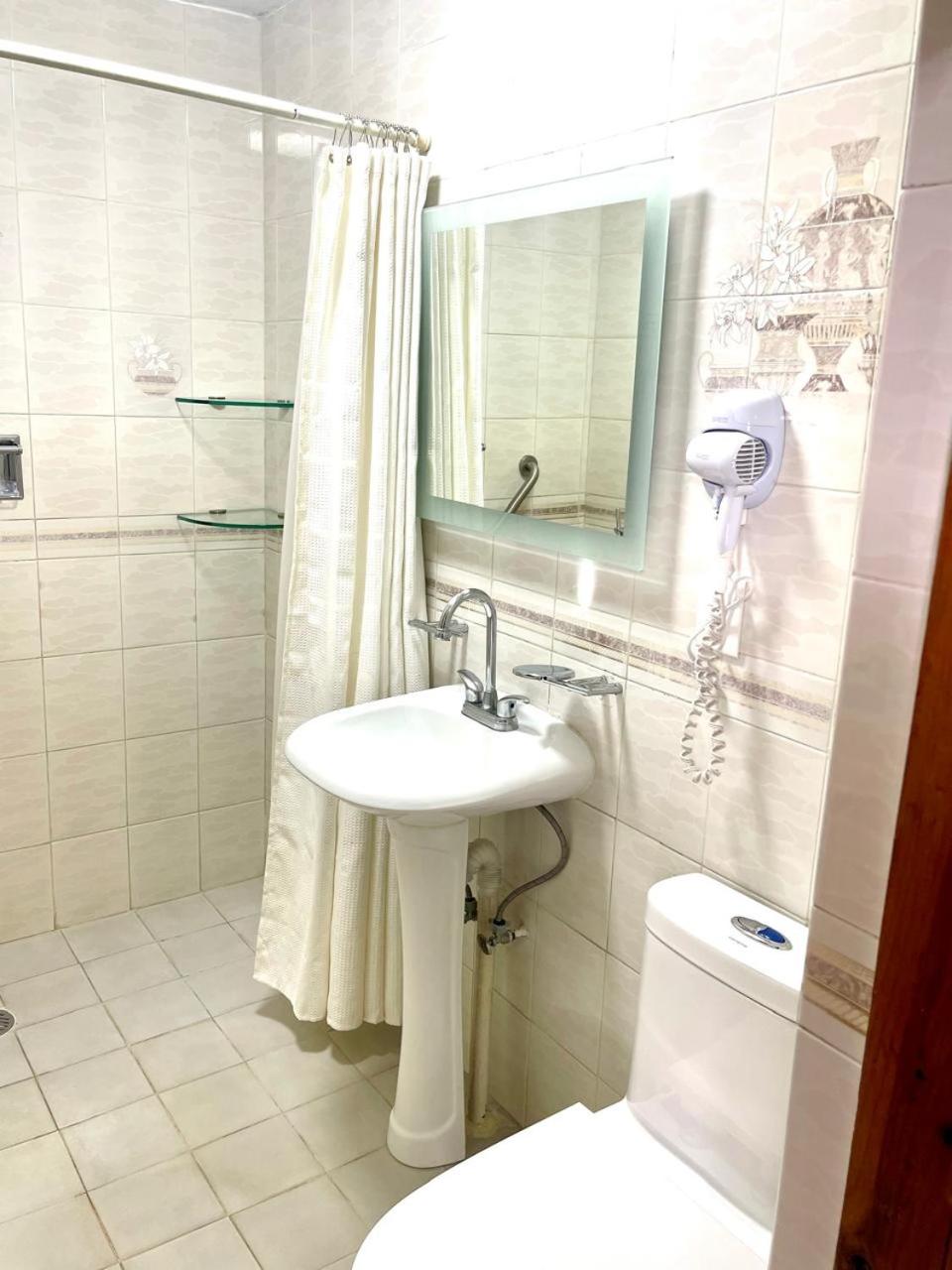 Deluxe Double Room with Balcony photo 3