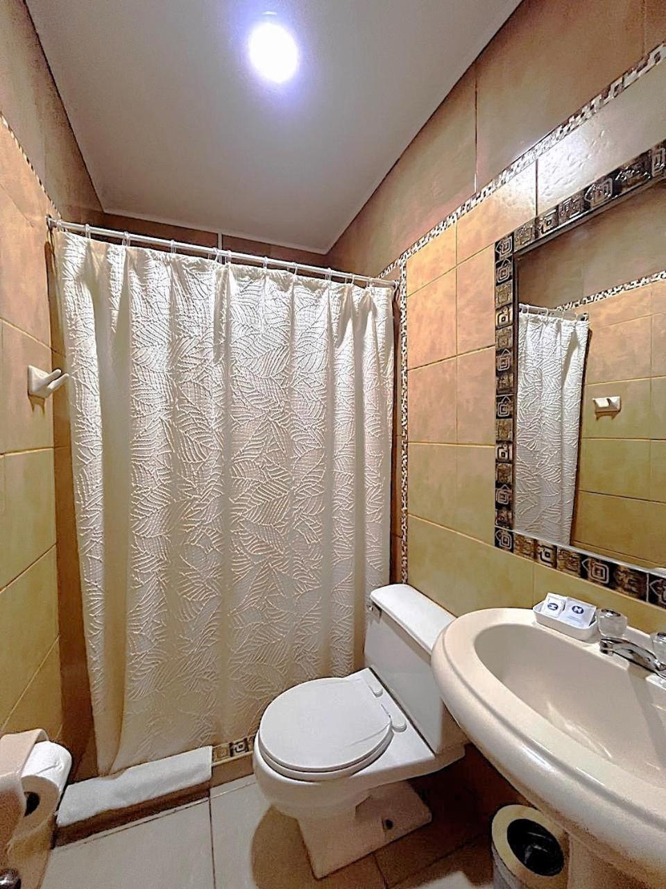 Deluxe Double Room with Balcony photo 3