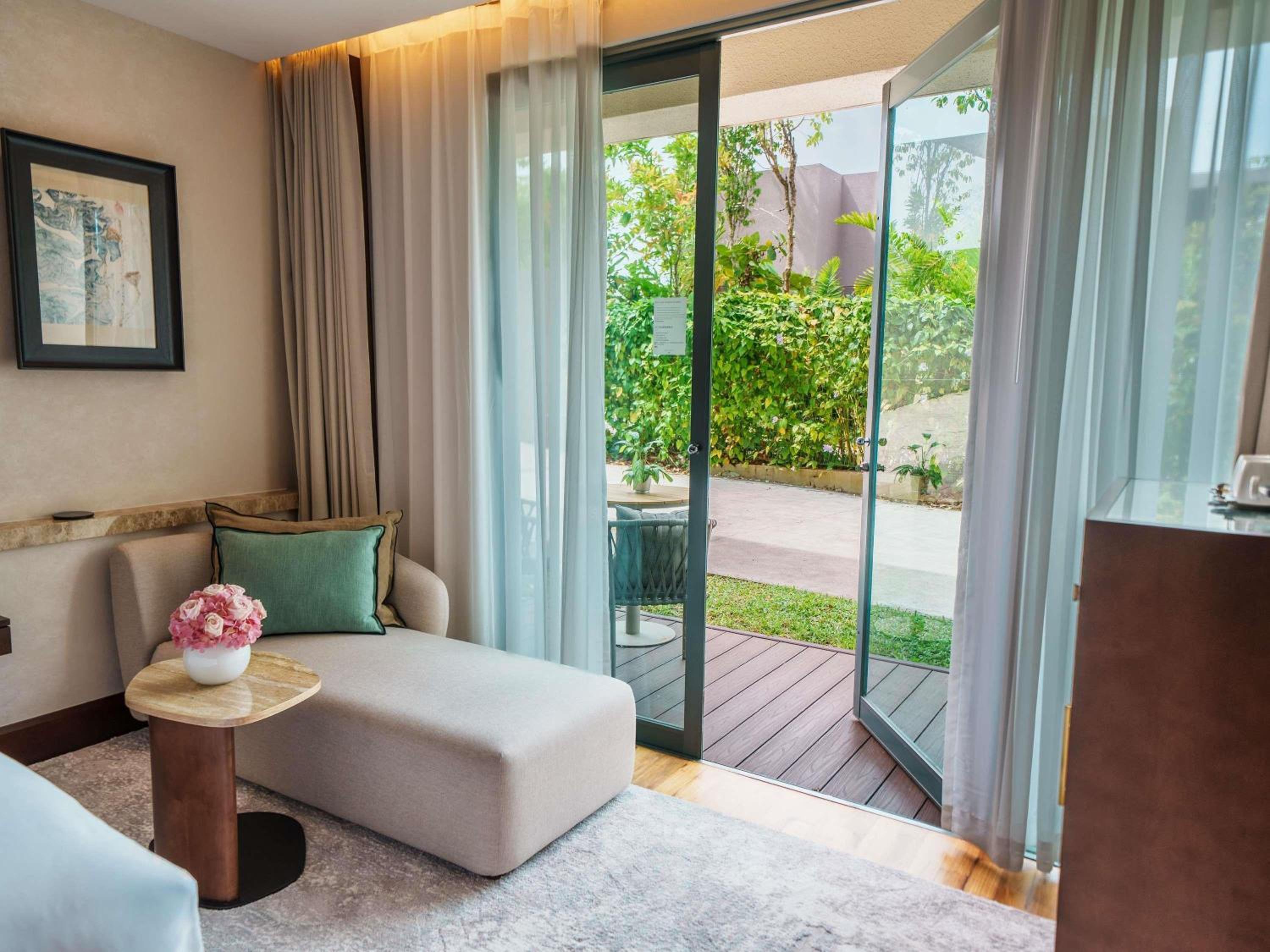 Signature King Room with Garden View, 1 King Bed (Newly Refurbished) Signature King Room with Garden View, 1 King Bed (Newly Refurbished)