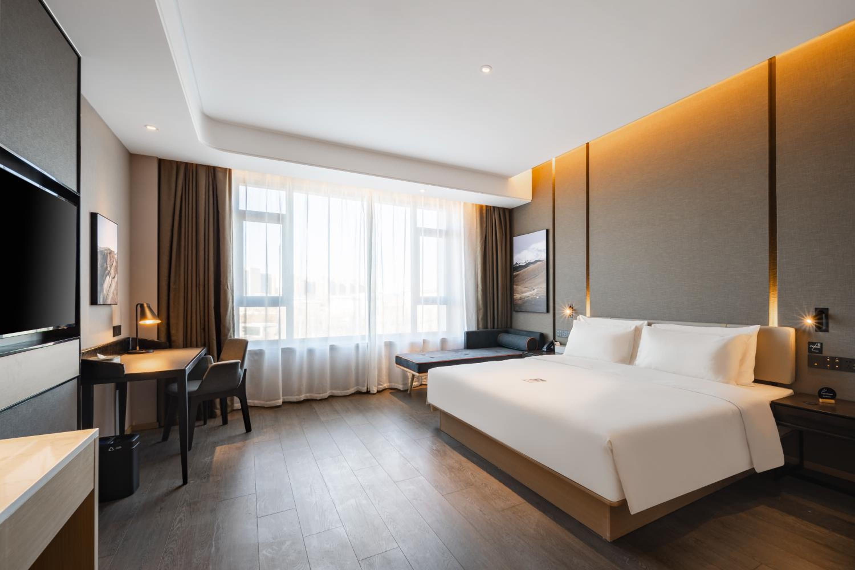 Elegant Double Room photo 3