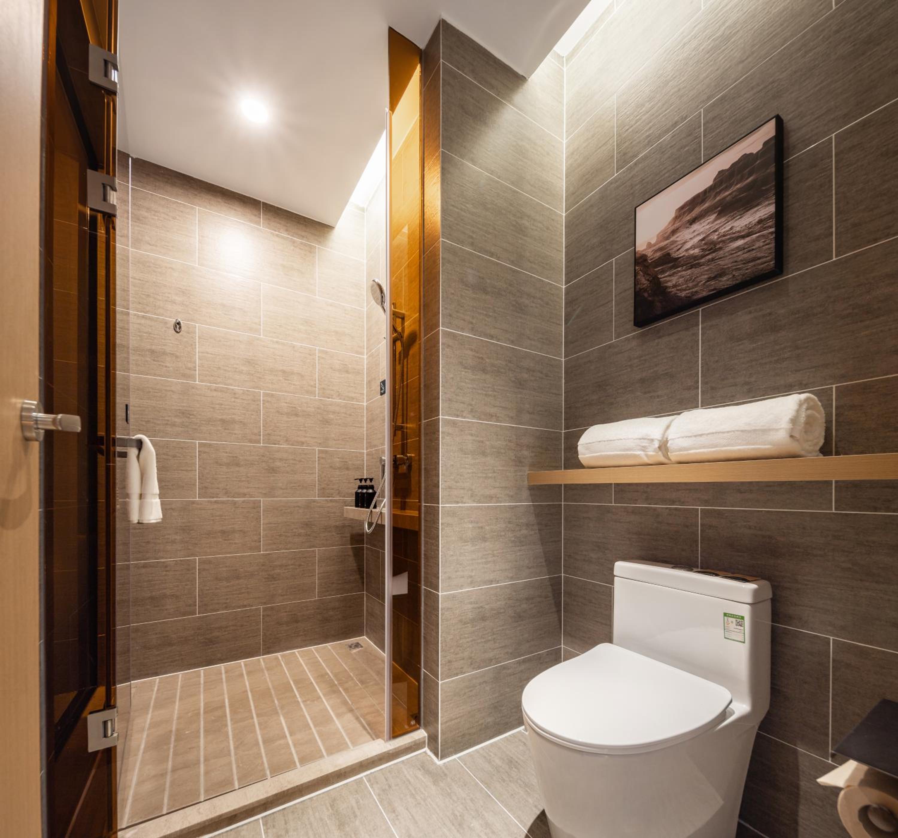 Elegant Double Room photo 2