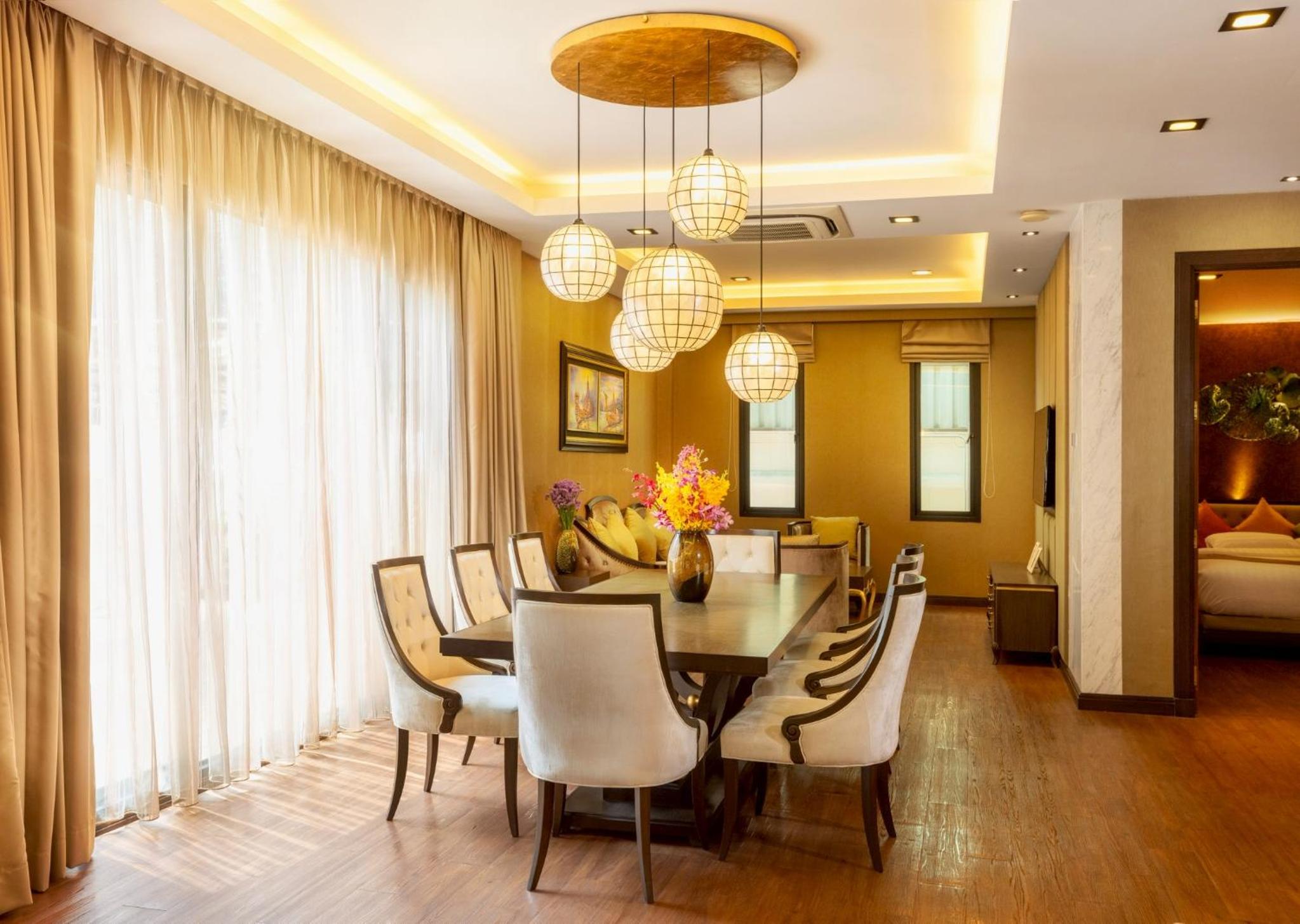 Three-Bedroom Villa photo 2