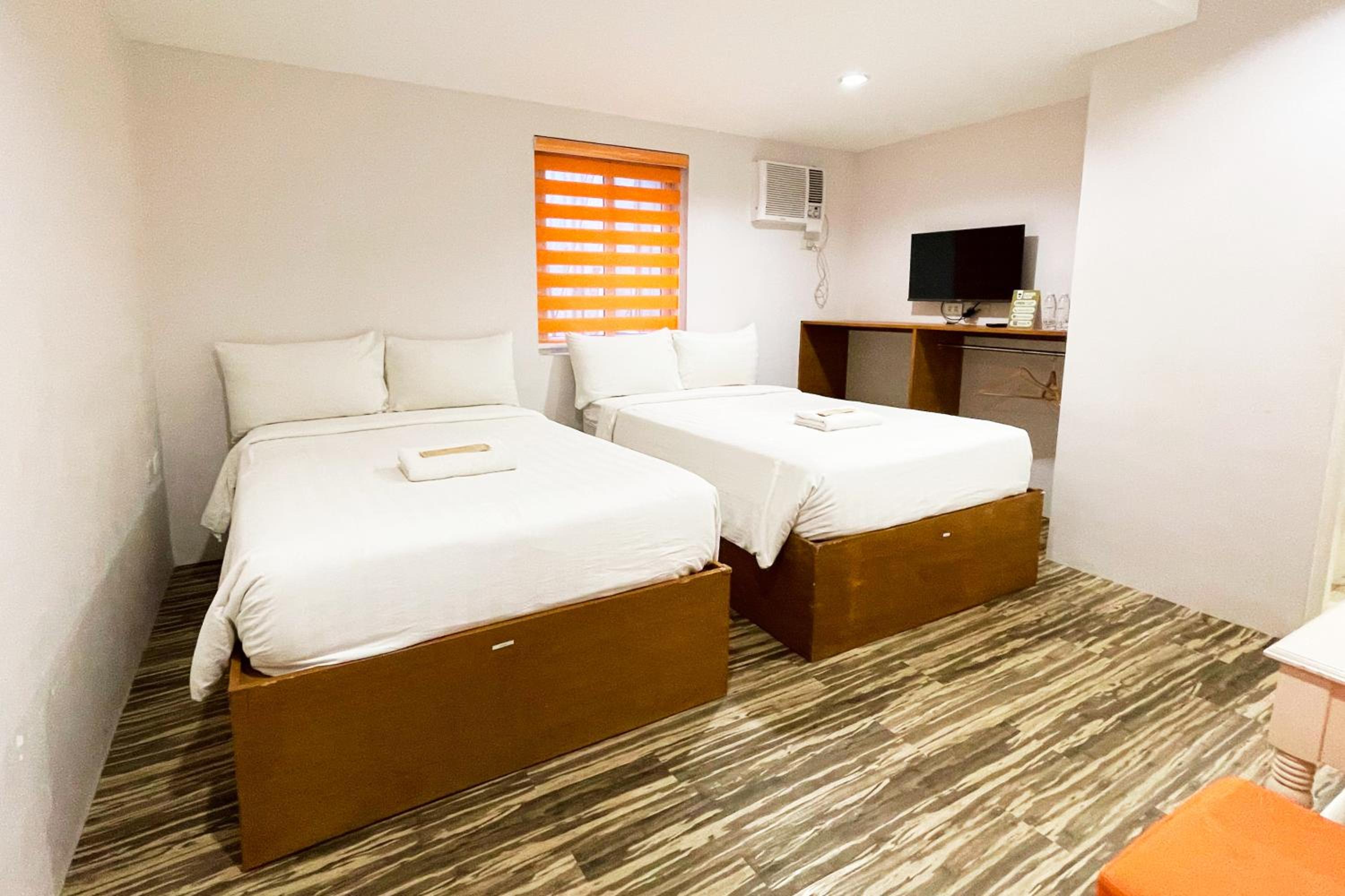 Deluxe Double Room - Photo 7