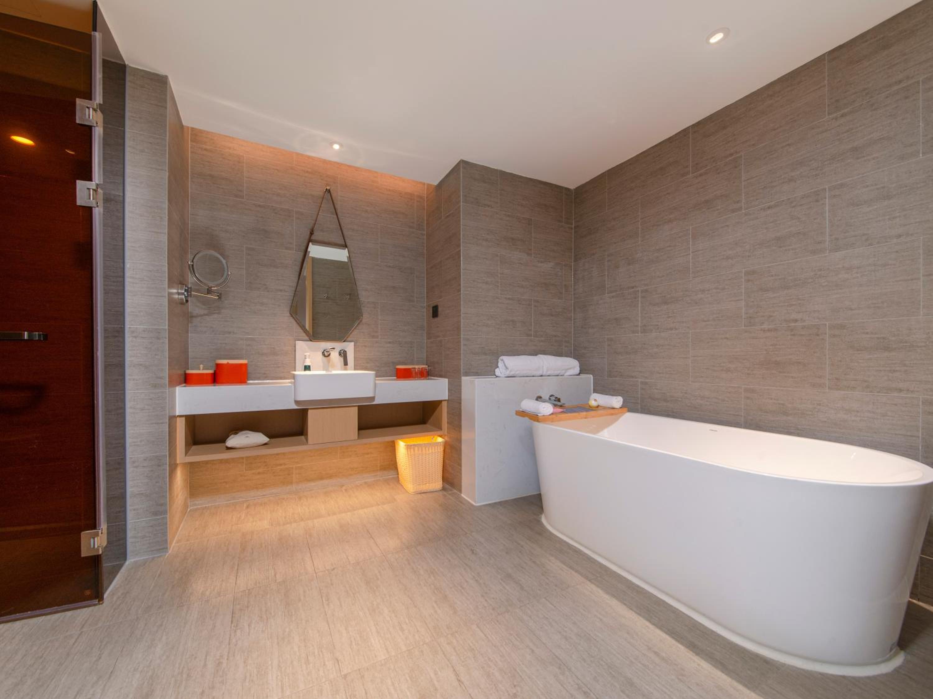 Jimu Double Room with Bathtub  photo 2