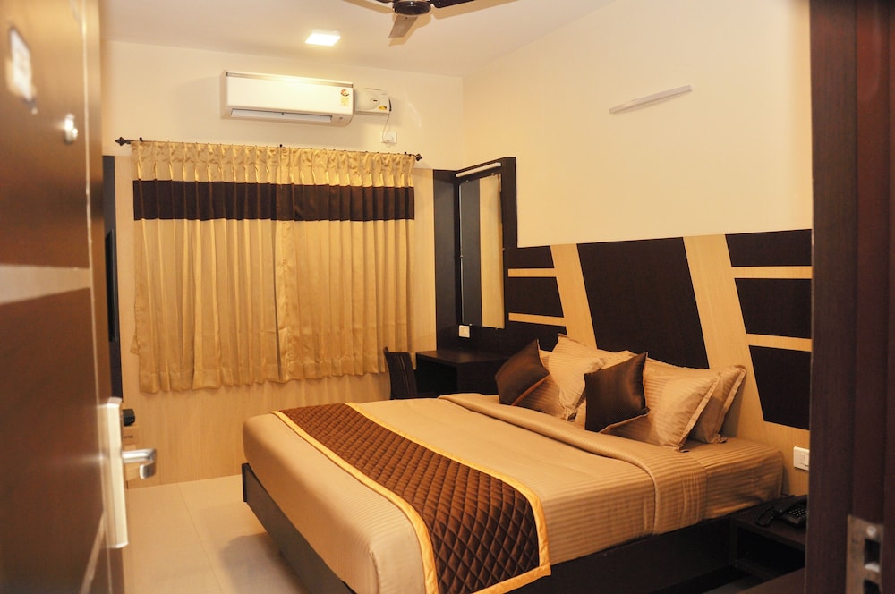 Deluxe Double Room photo 3
