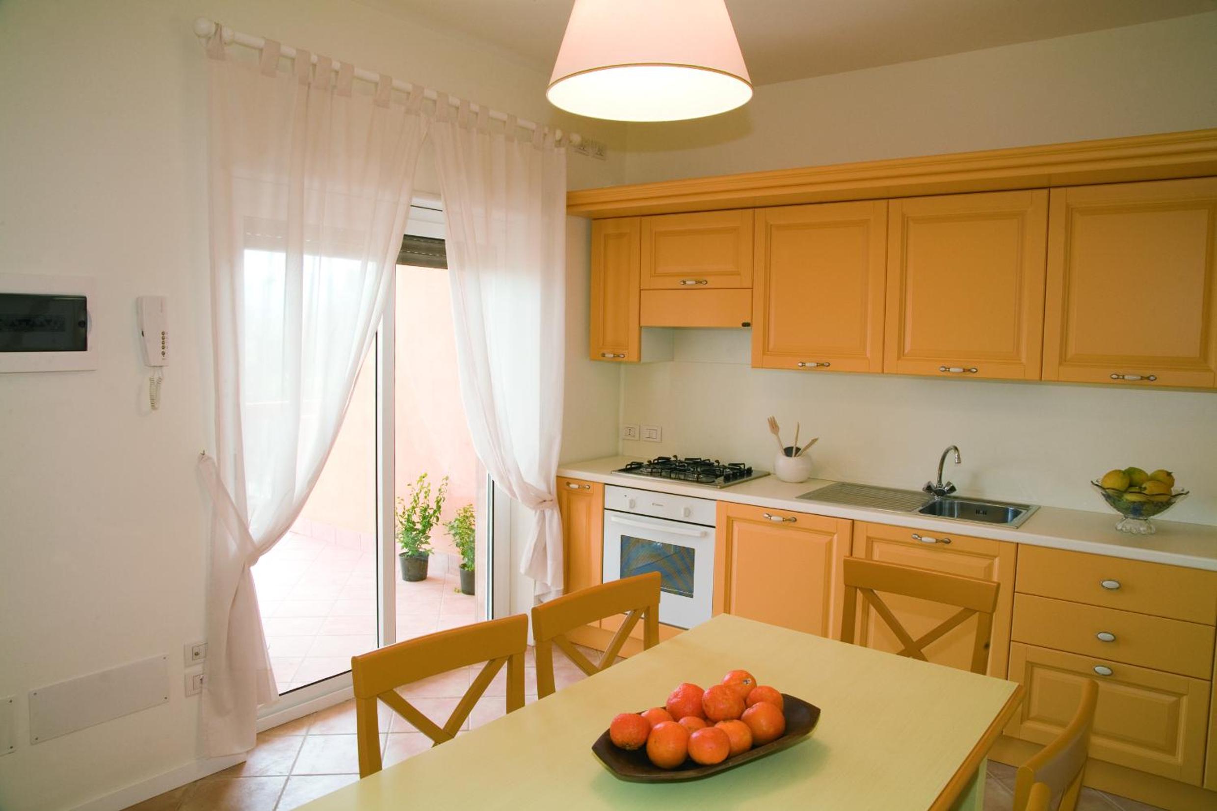 One-Bedroom Apartment - Photo 7