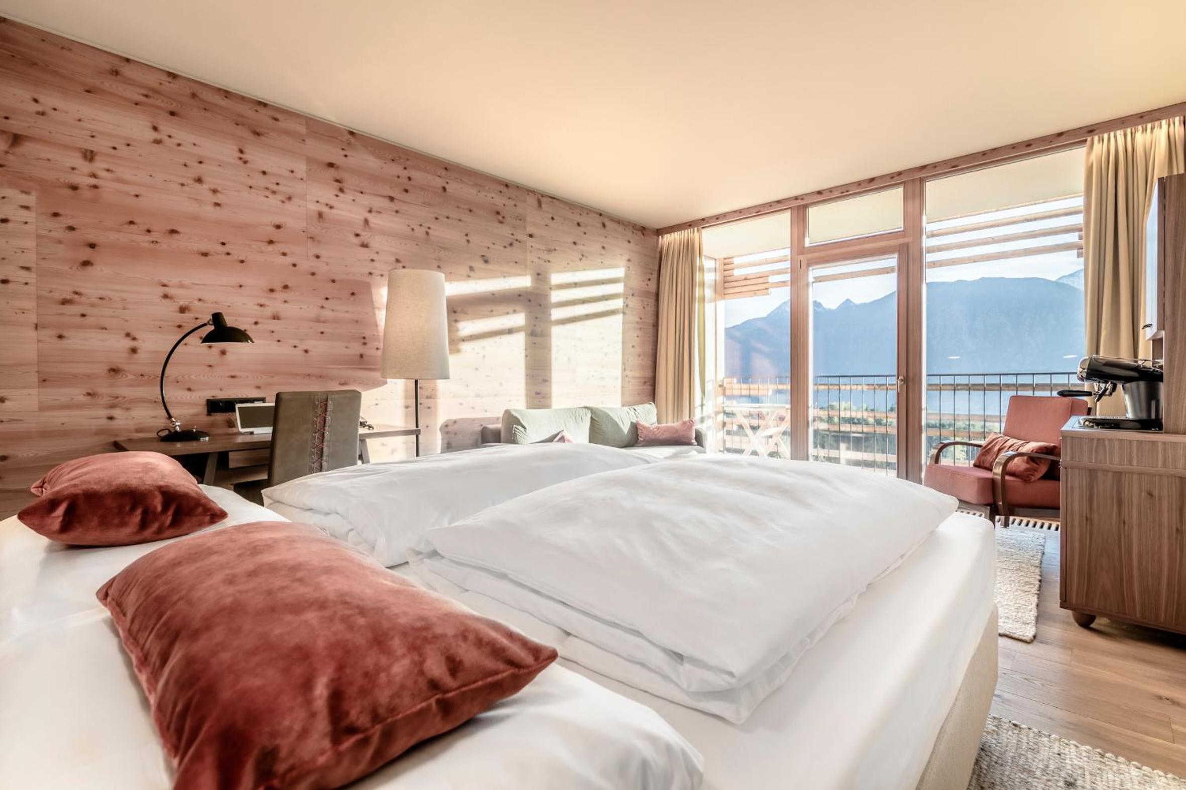 Deluxe Double Room with Bath and Balcony photo 1