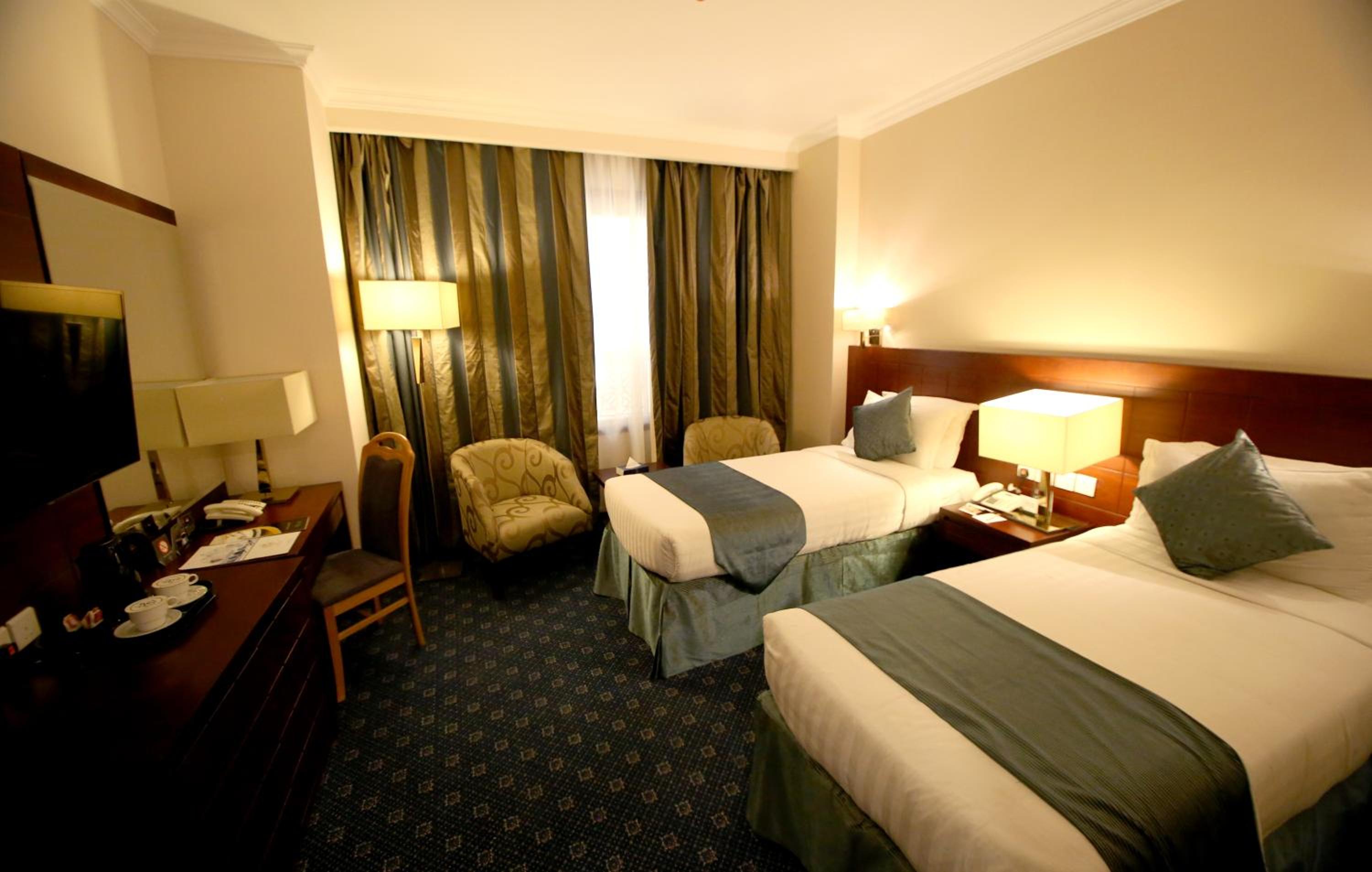 Standard Twin Room photo 3