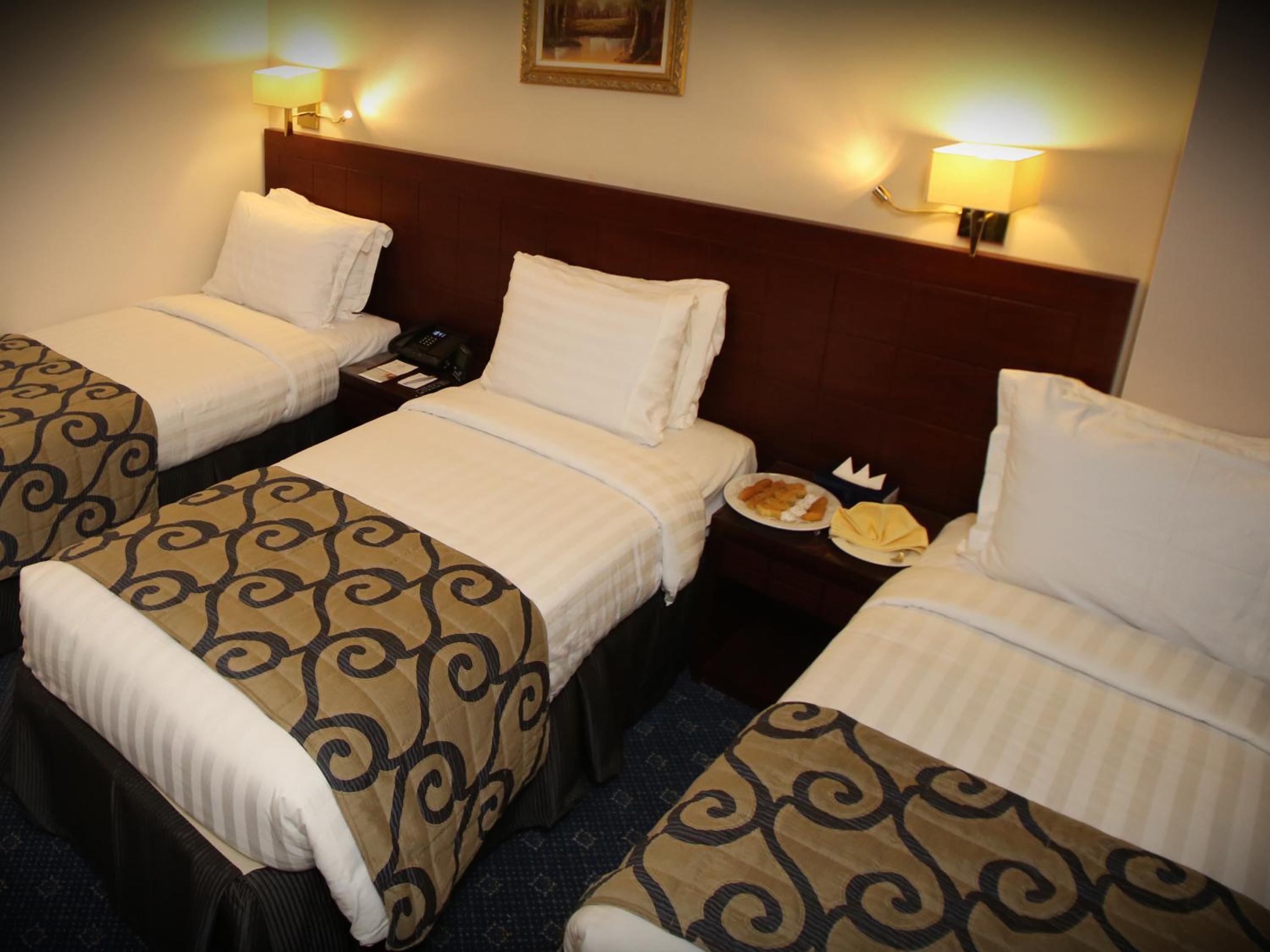 Triple Room photo 2