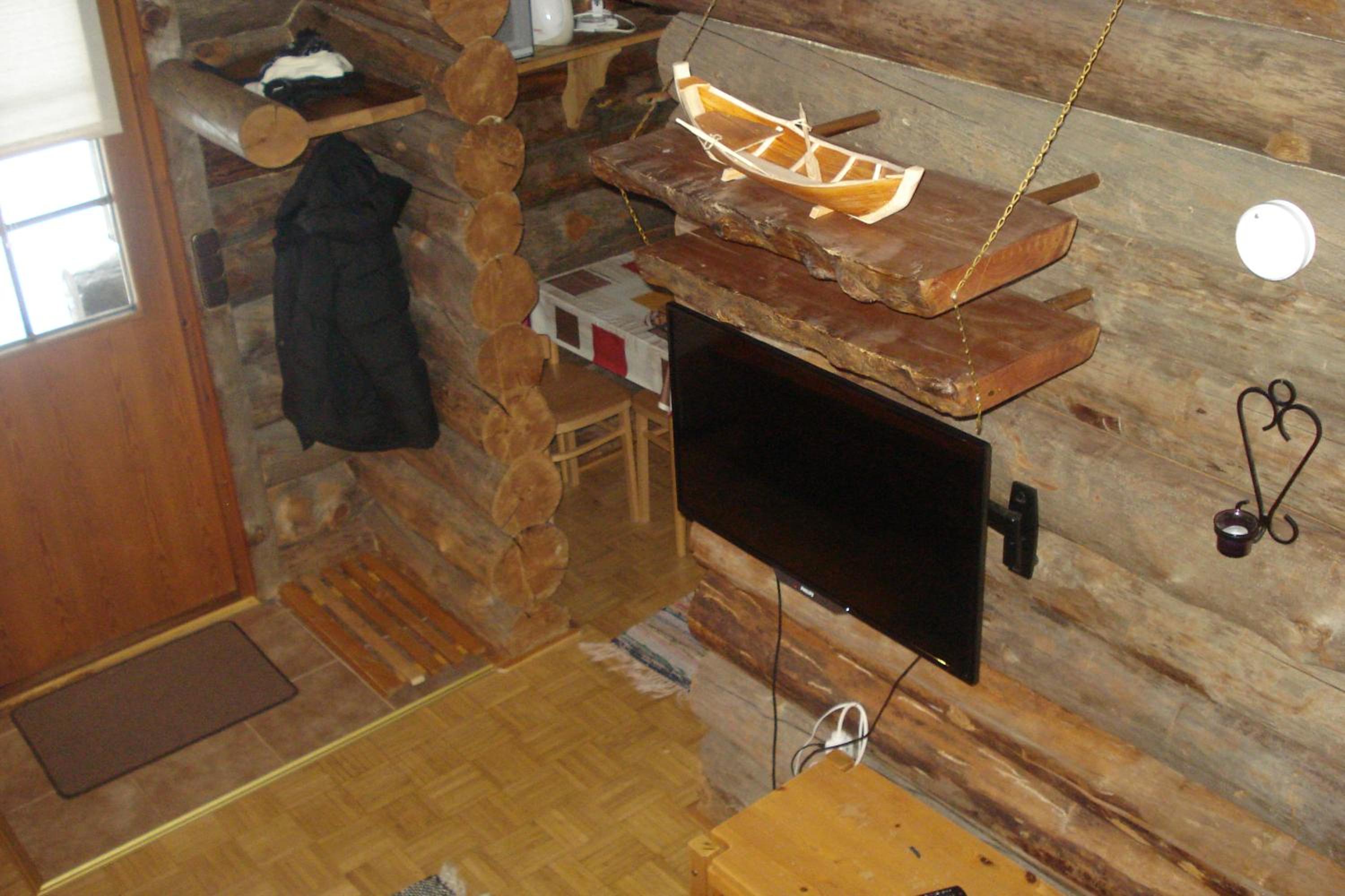 One-Bedroom Villa - Photo 3