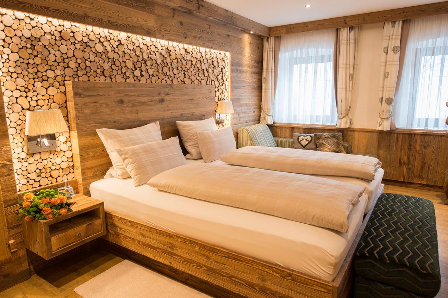 Deluxe Double Room - Photo 8