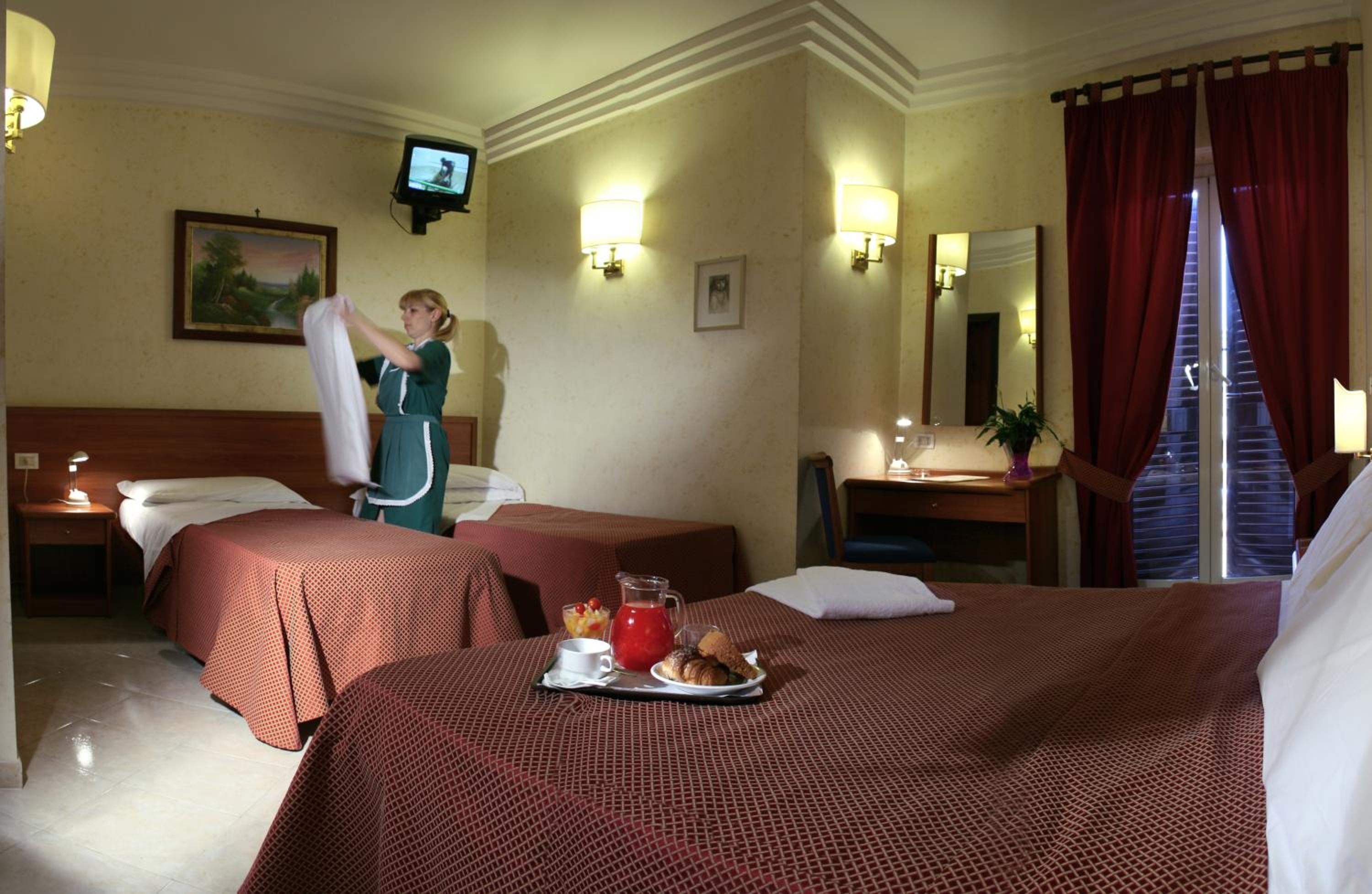 Triple Room