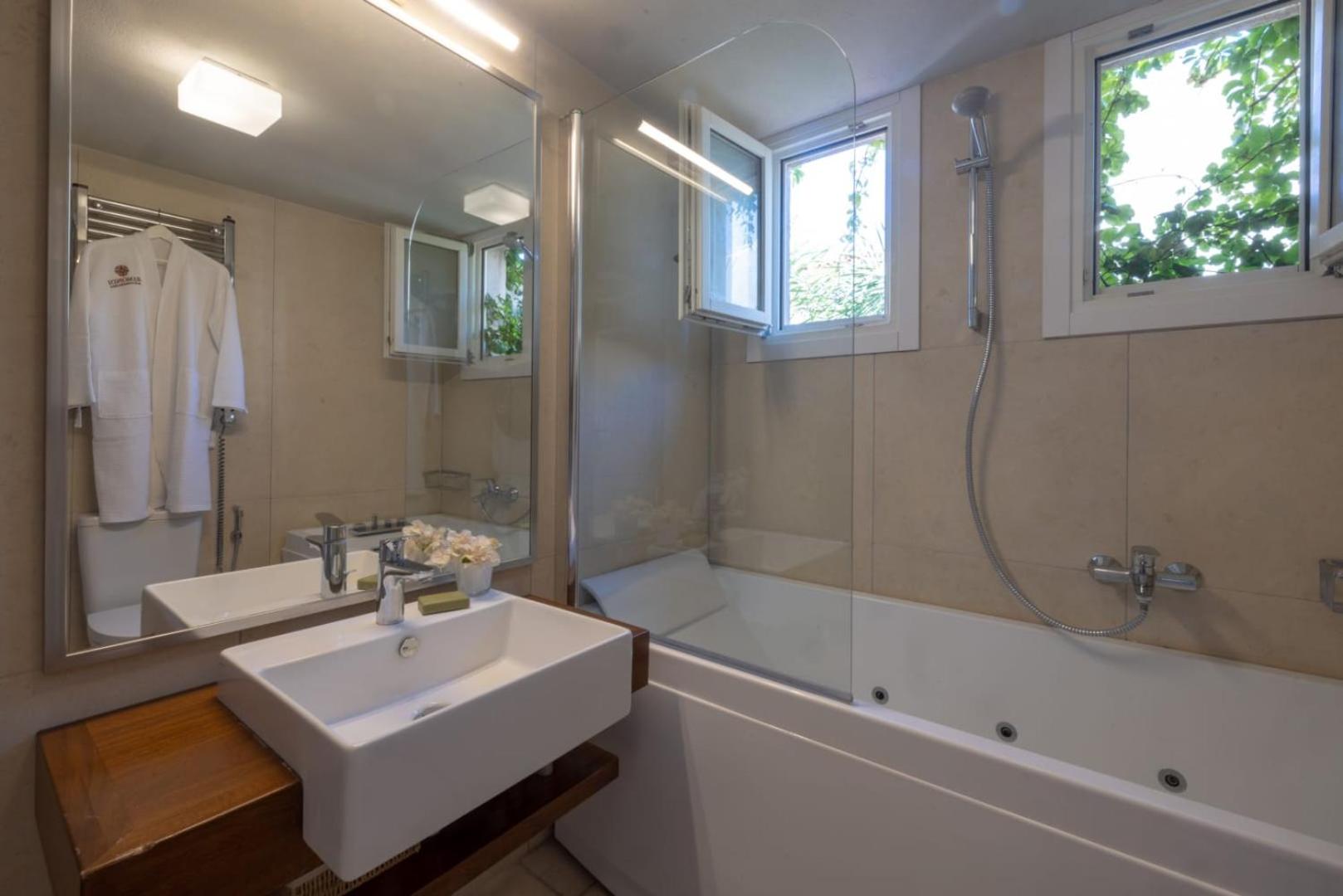One-Bedroom House - Annex