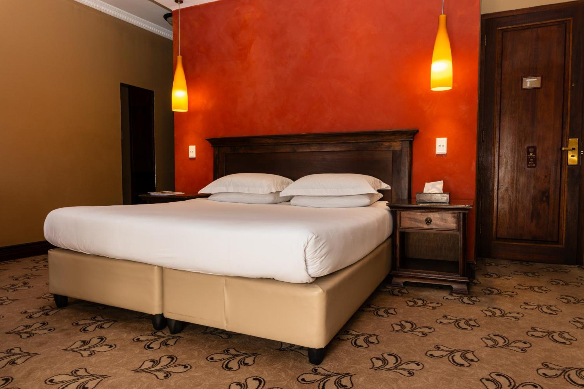 Deluxe Double or Twin Room photo 1
