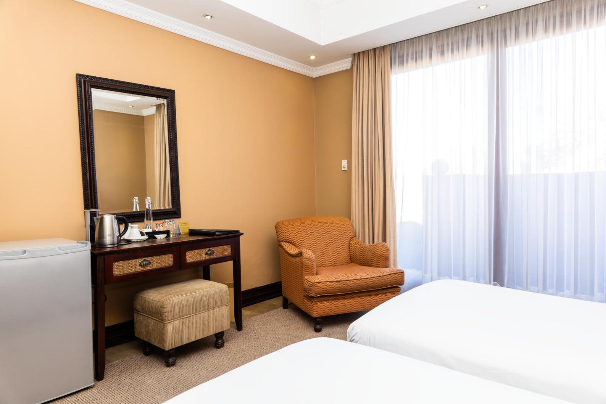 Standard Double or Twin Room photo 3