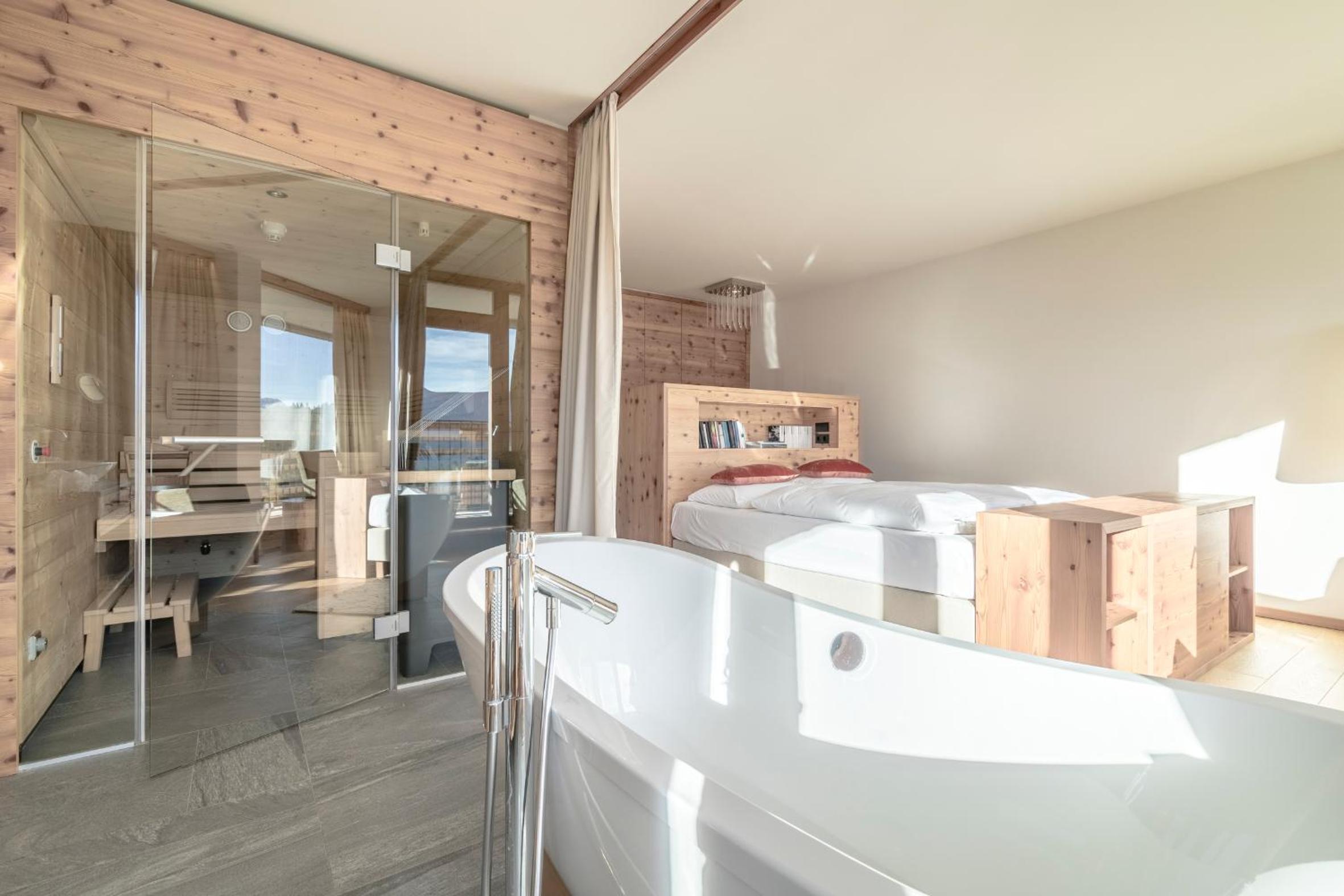 Penthouse Suite with Terrace and Sauna photo 1
