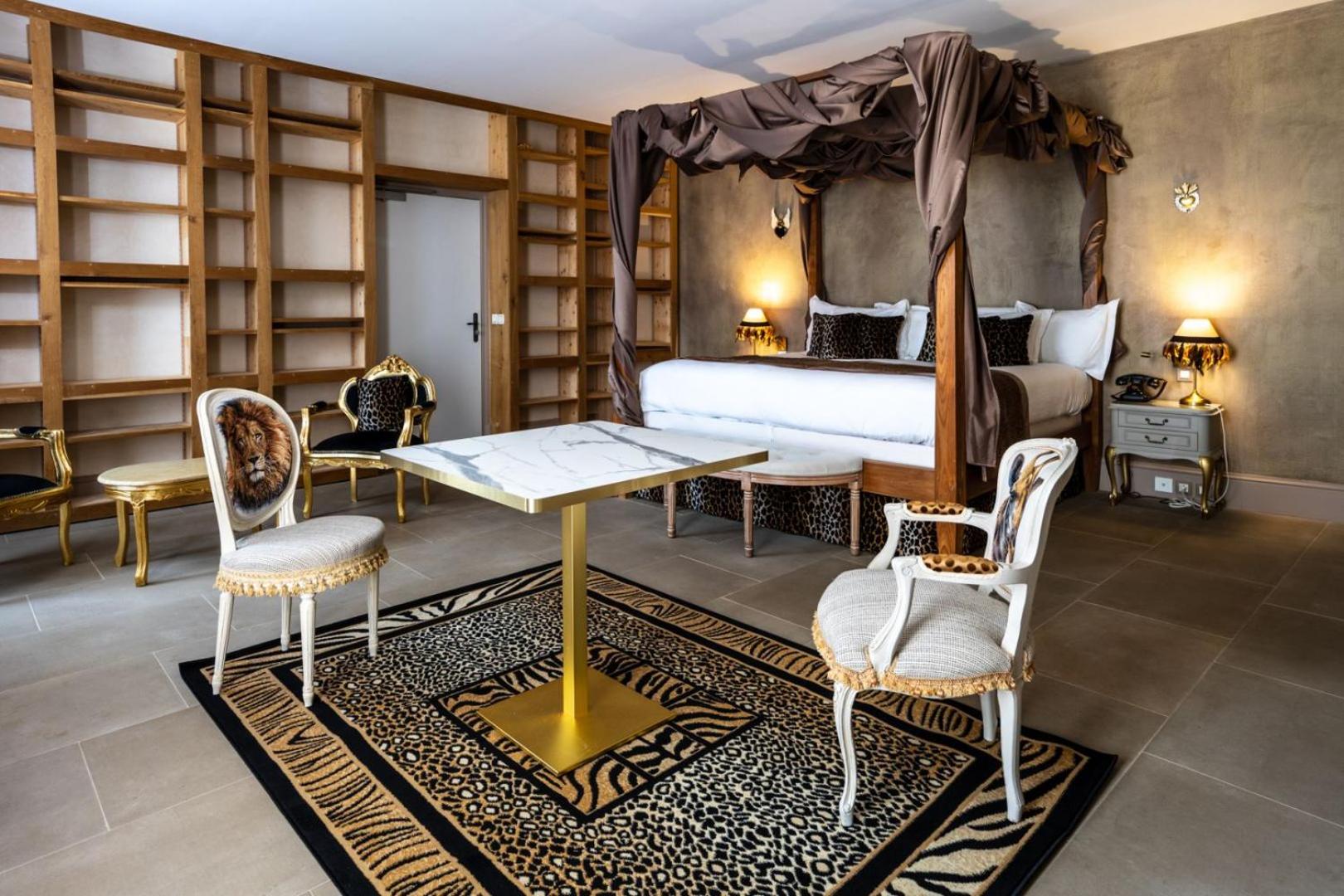One-Bedroom Deluxe Apartment photo 2