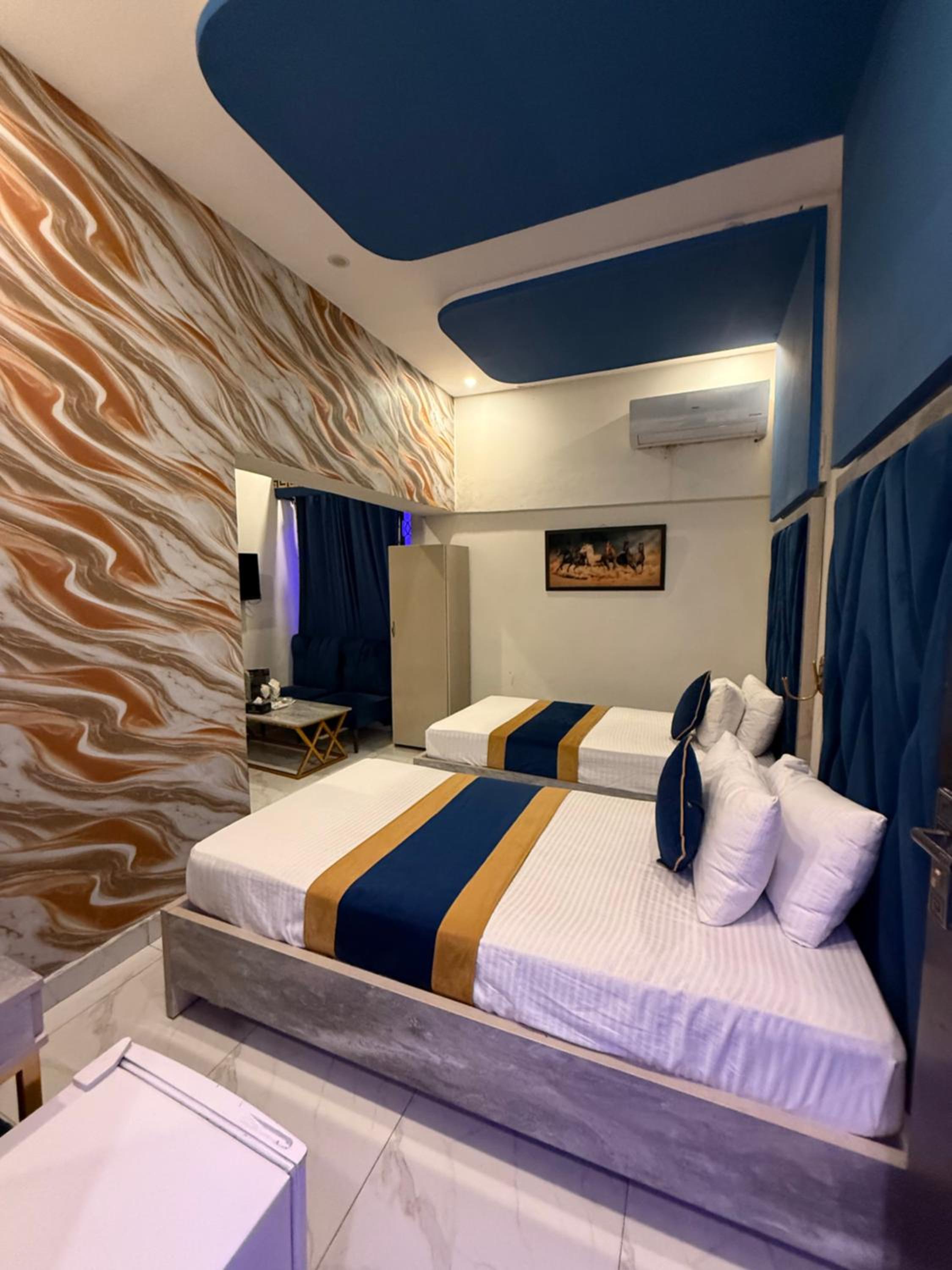 Deluxe Twin Room photo 2