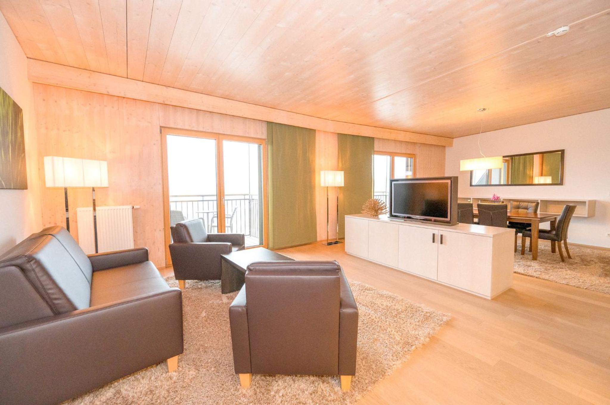 Penthouse Apartment photo 3