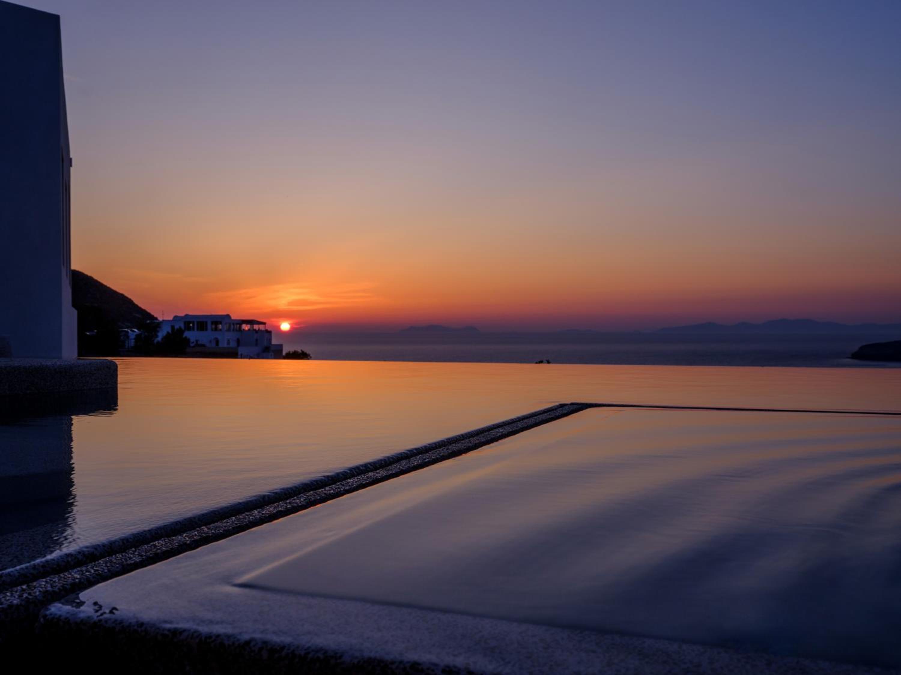 Superb Suite with Private Pool and Hot Tub - Photo 1