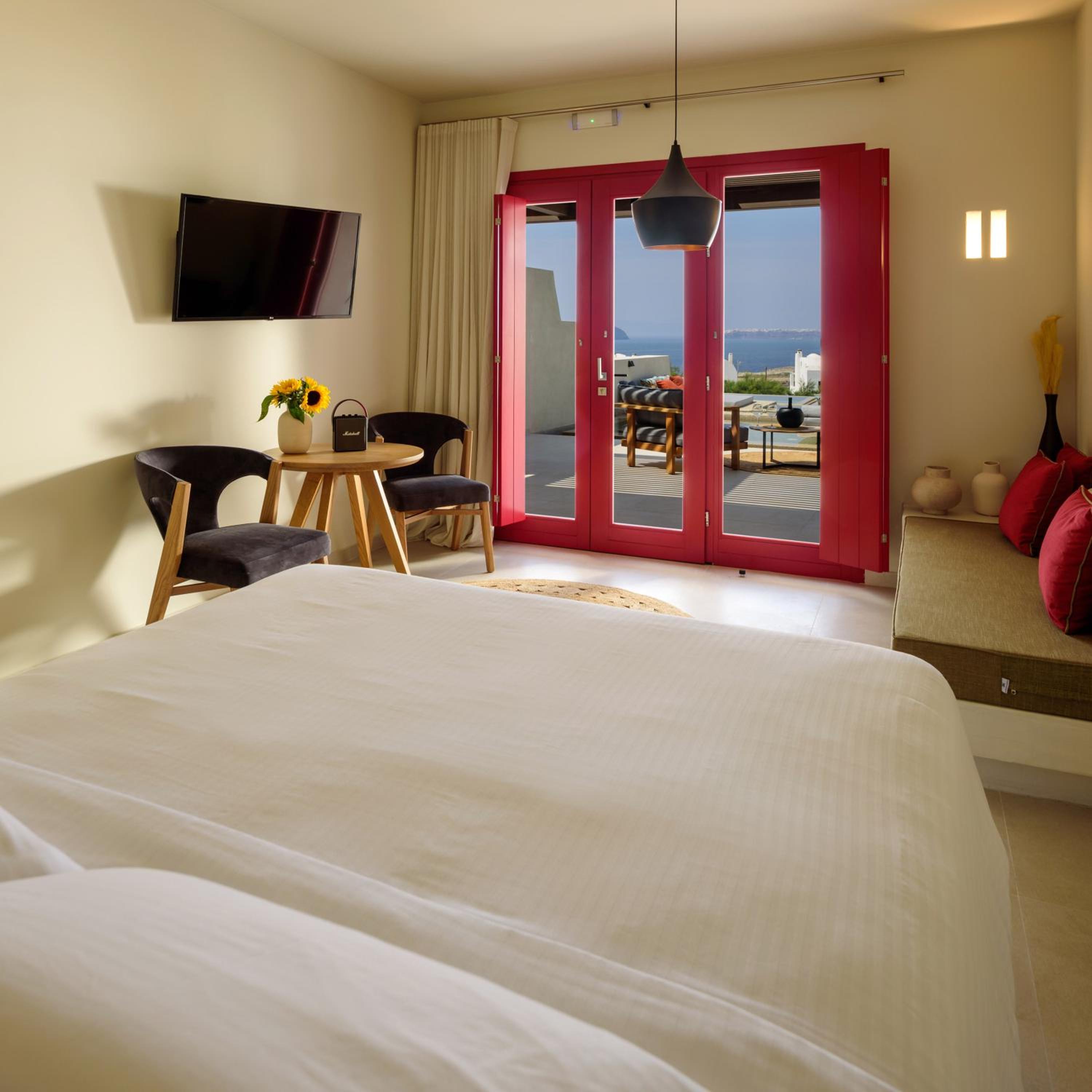 Senior Suite with Private Pool and Hot Tub photo 3