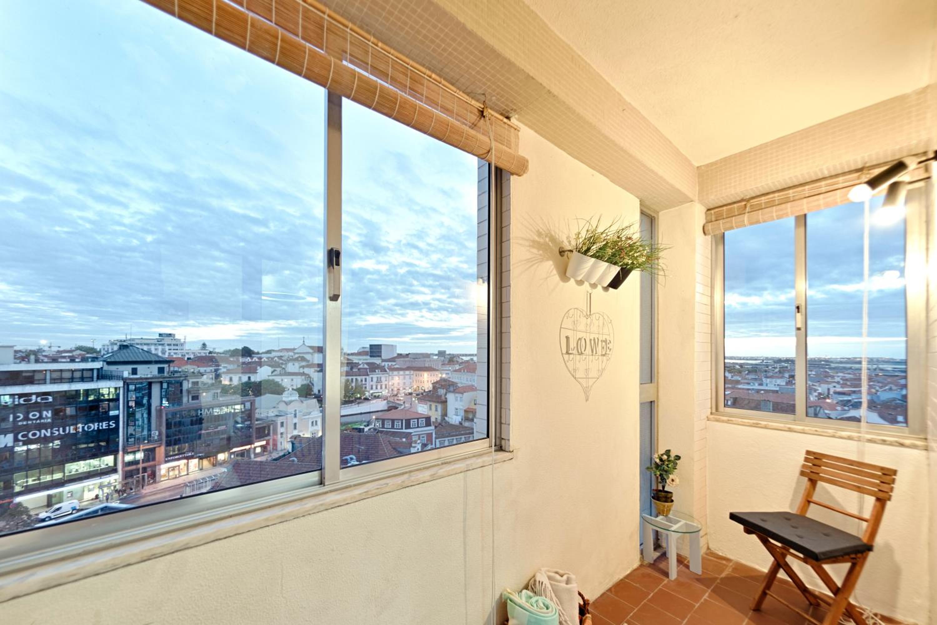 Two-Bedroom Apartment - Photo 24