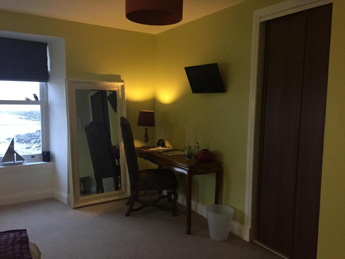 Deluxe Double Room with Sea View photo 3