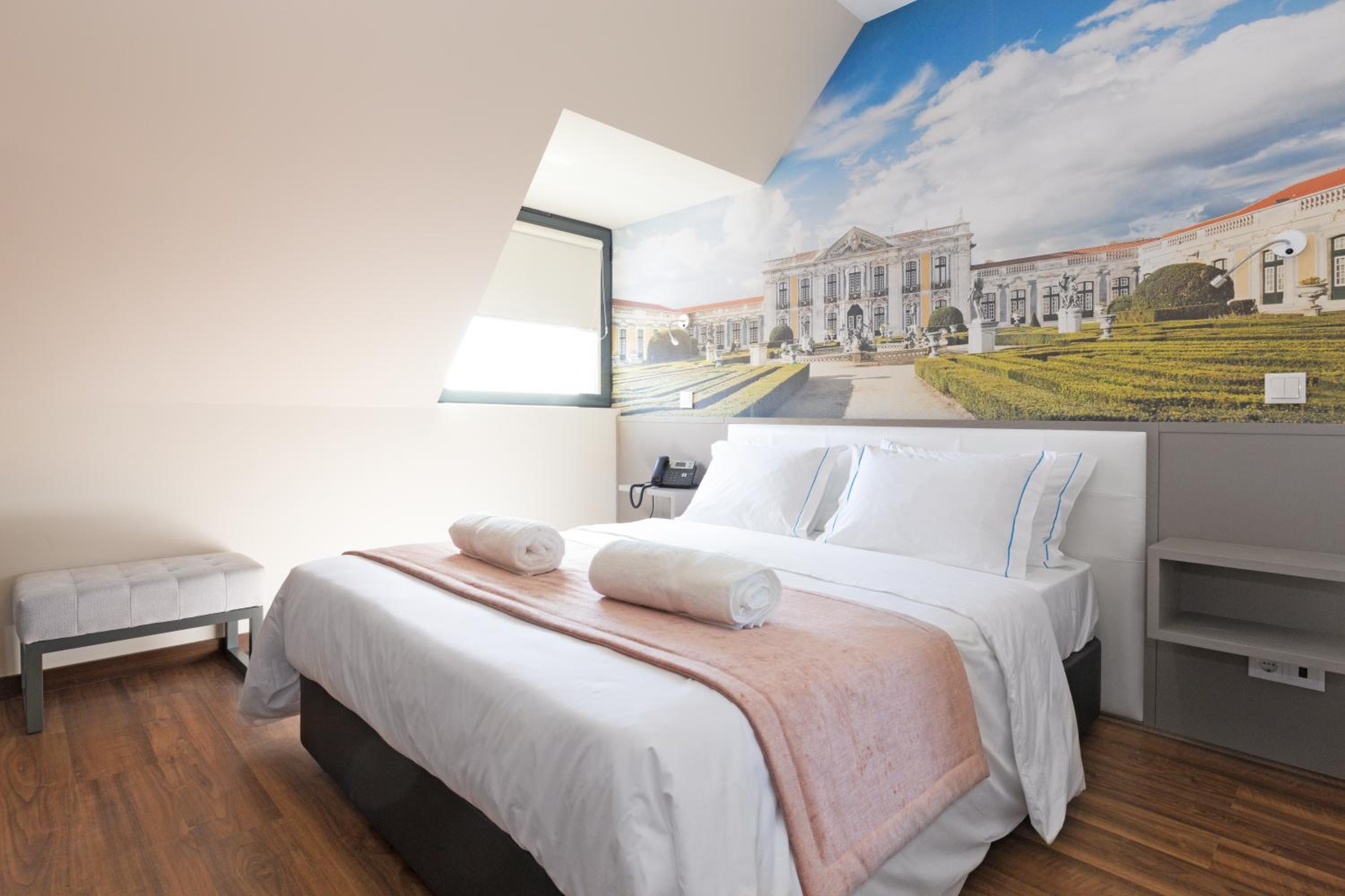 Available room