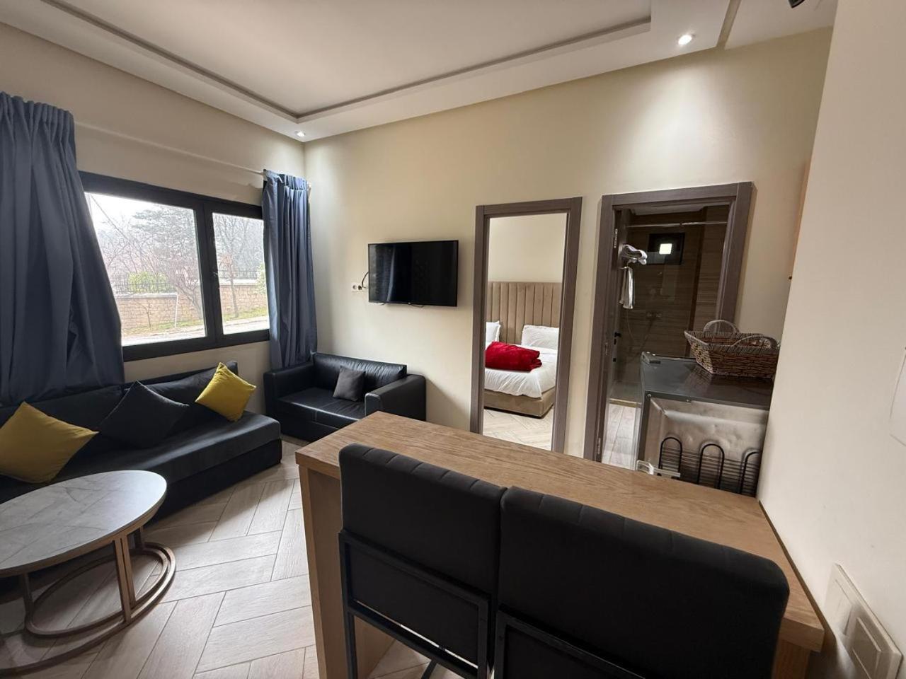 Apartment - Photo 1