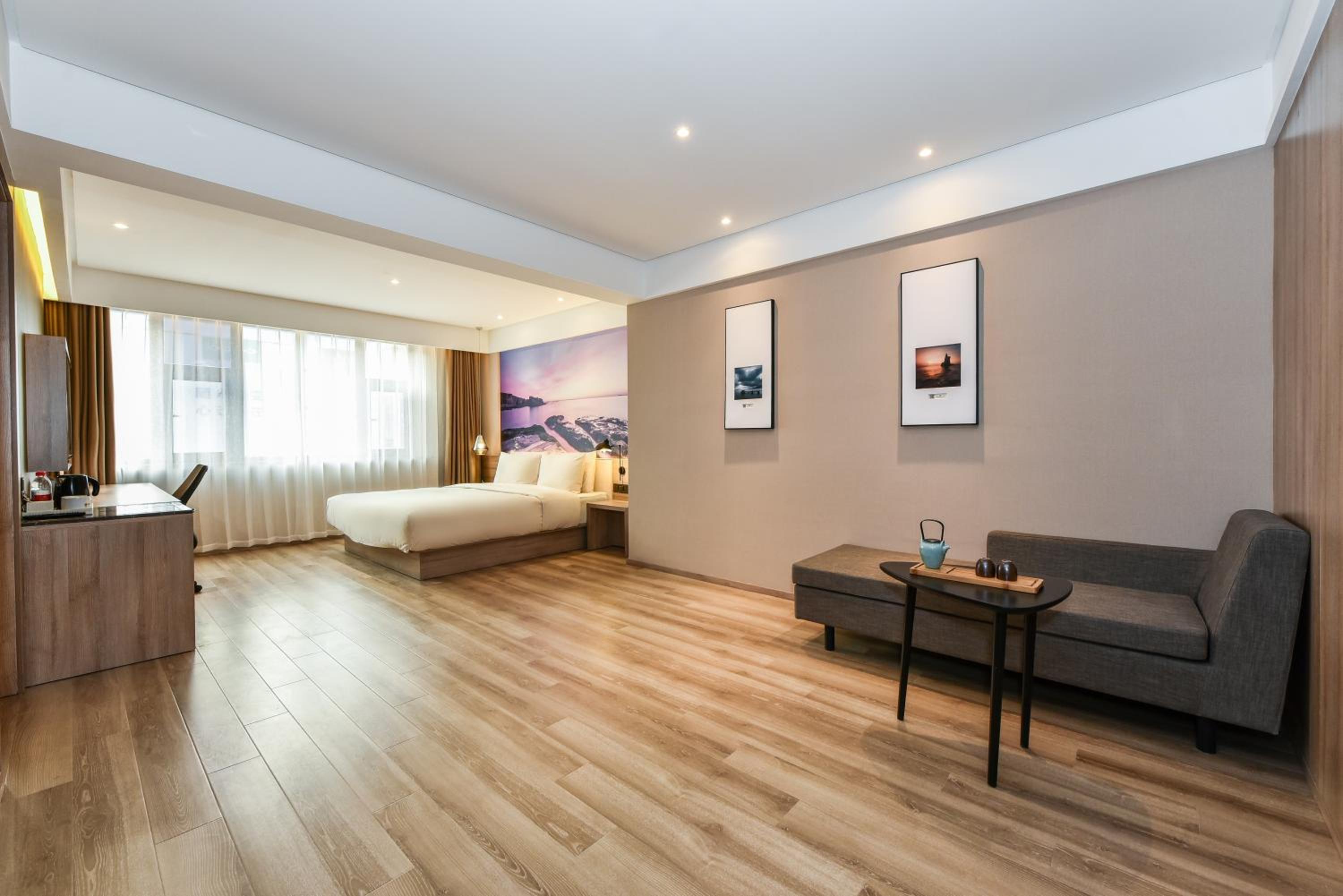 Jimu Family Suite 