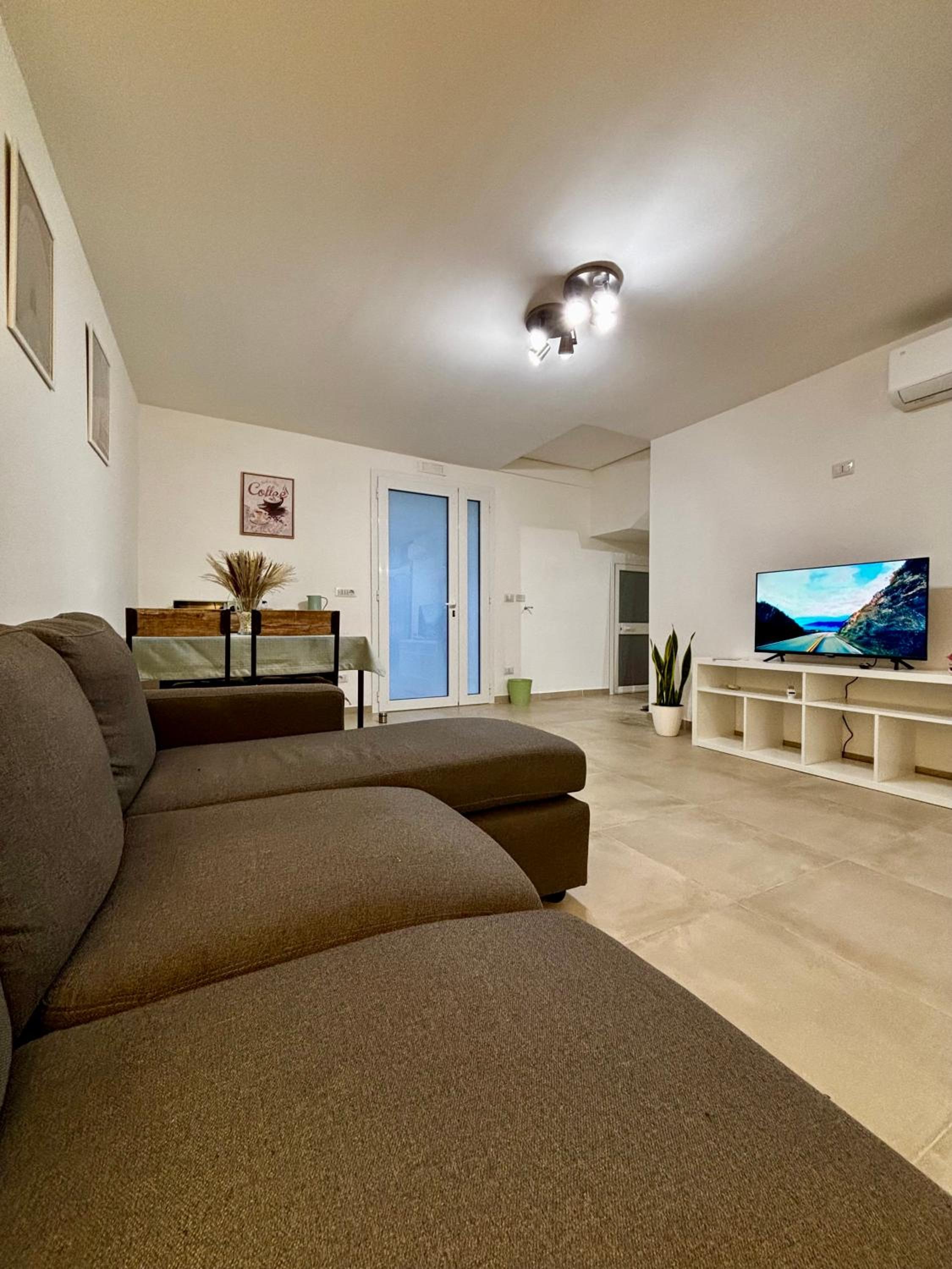One-Bedroom House photo 3