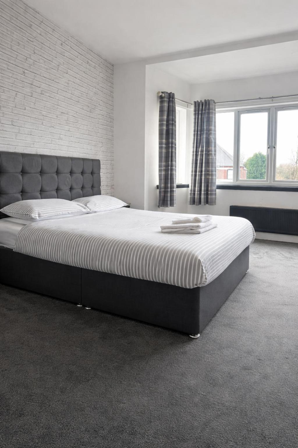 Deluxe Family Suite photo 2