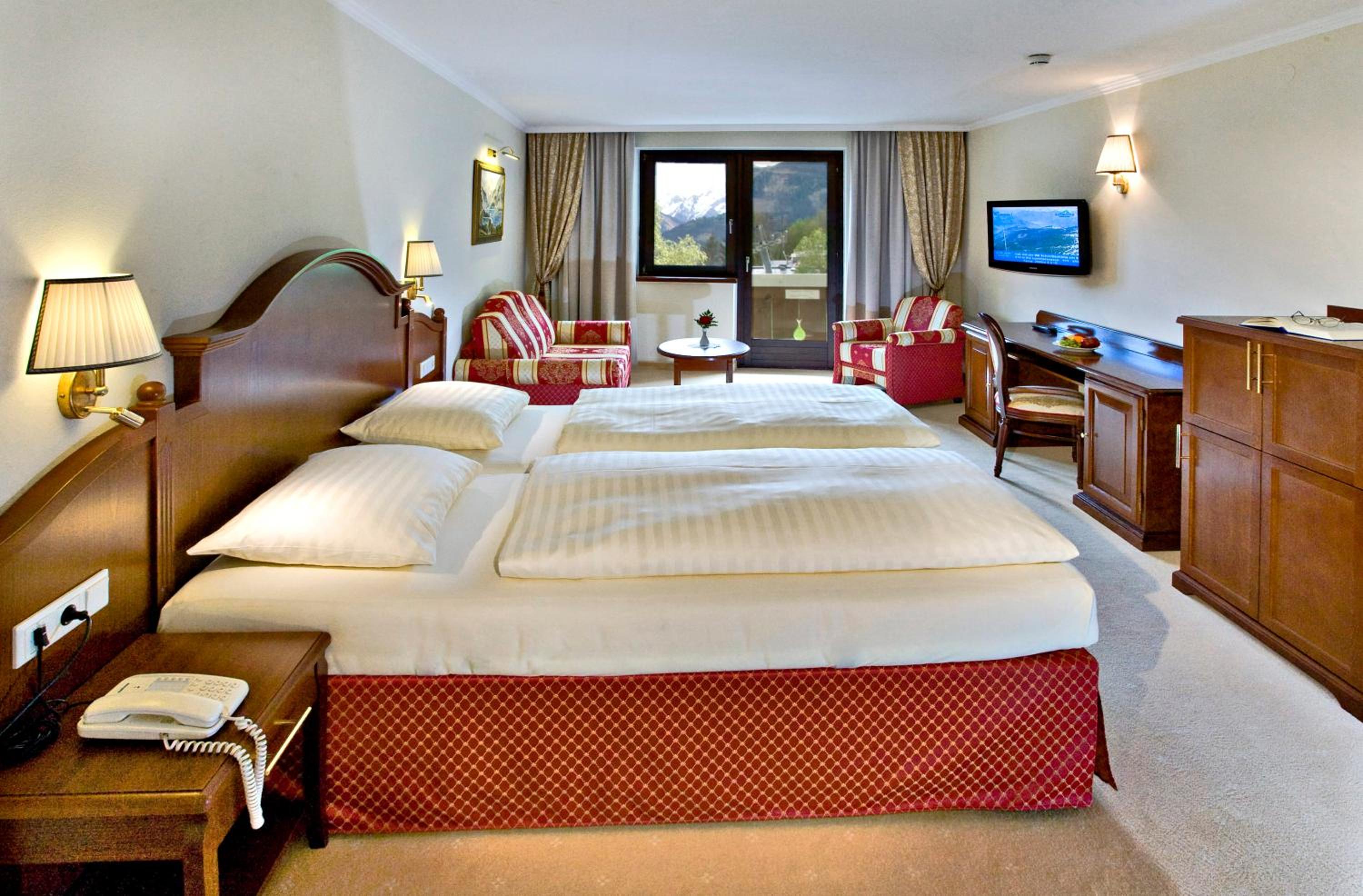 Junior Suite with Balcony photo 1