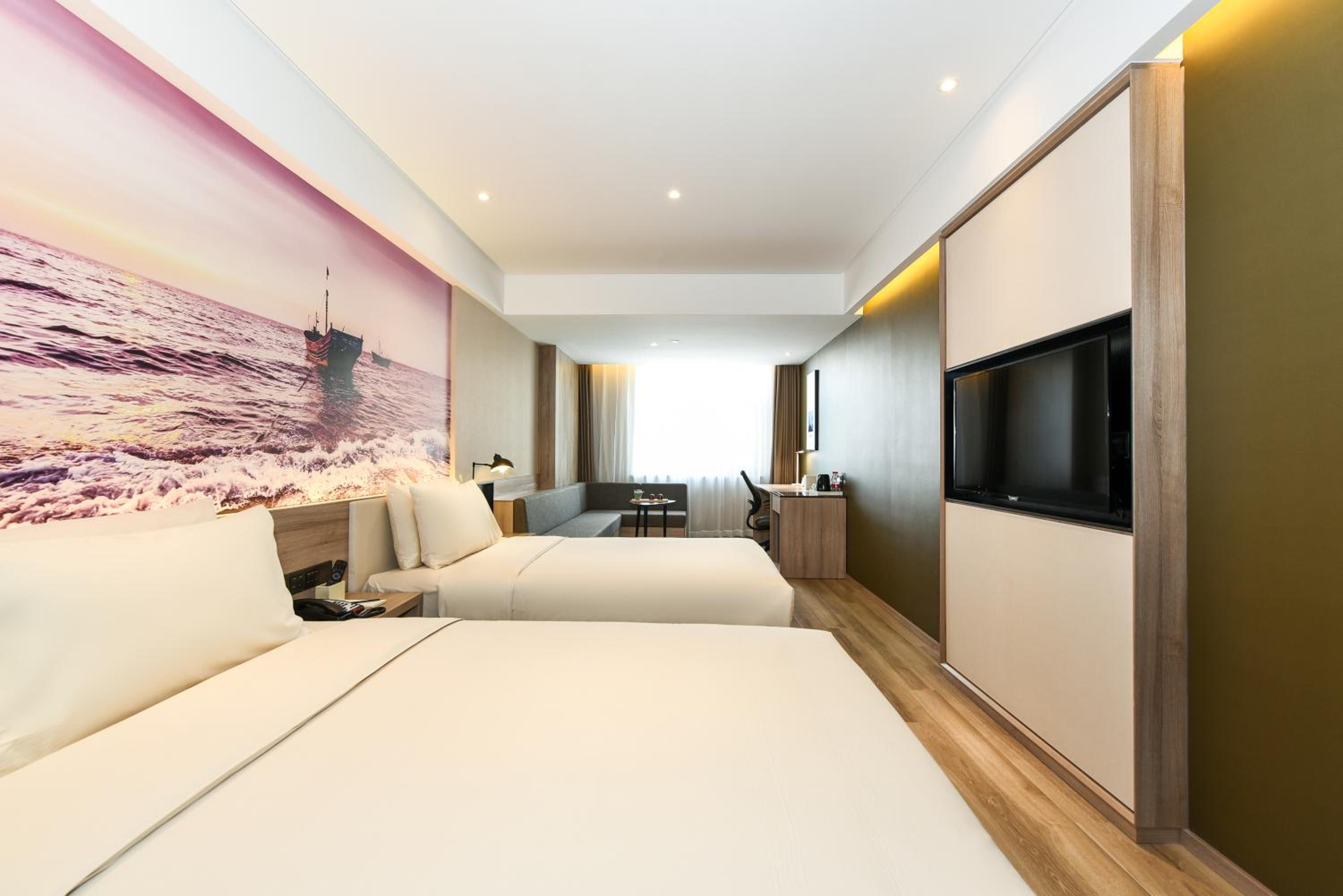 Jimu Family Room